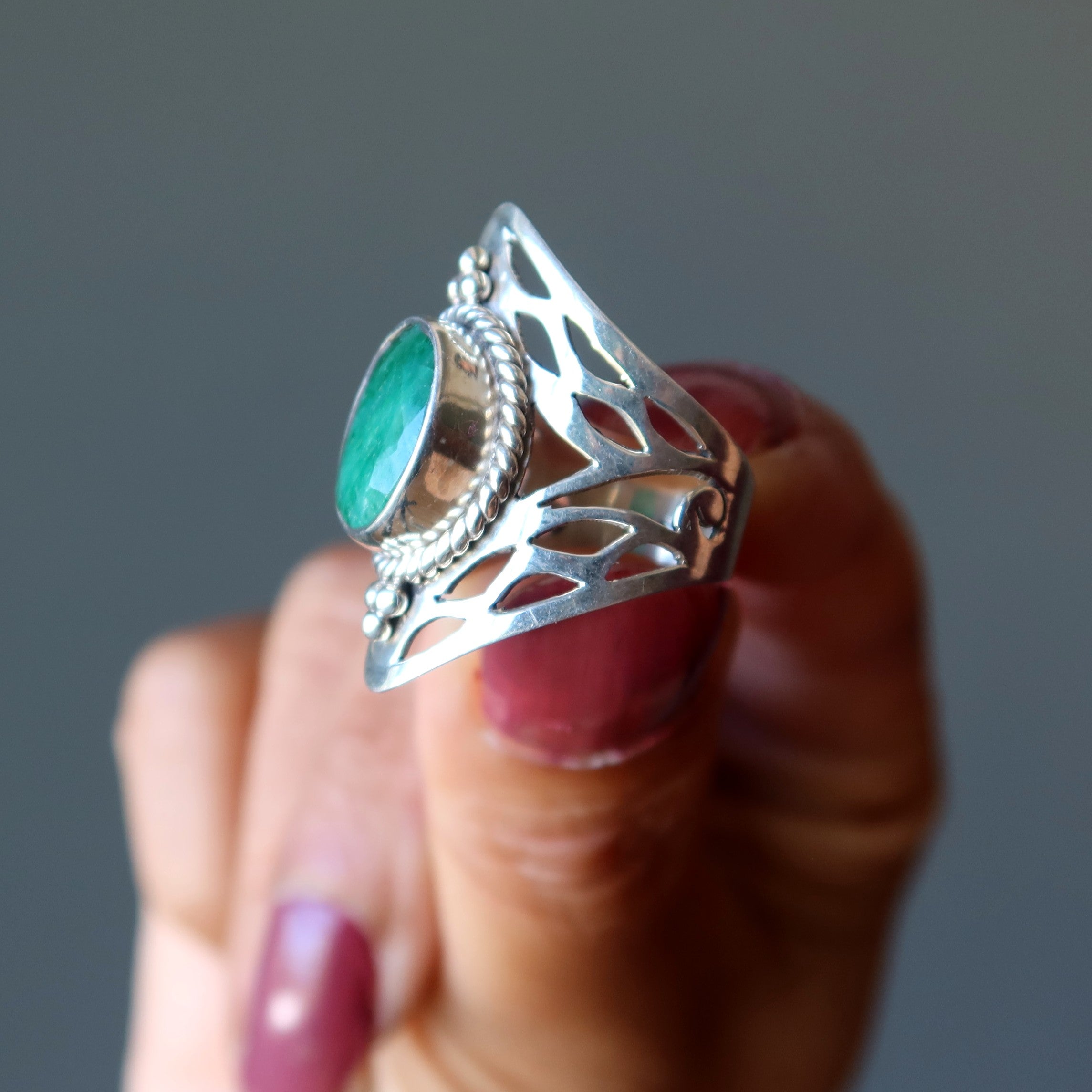 Smaragdring Sattes Grün Herrscher Sterlingsilber Größe 5.75