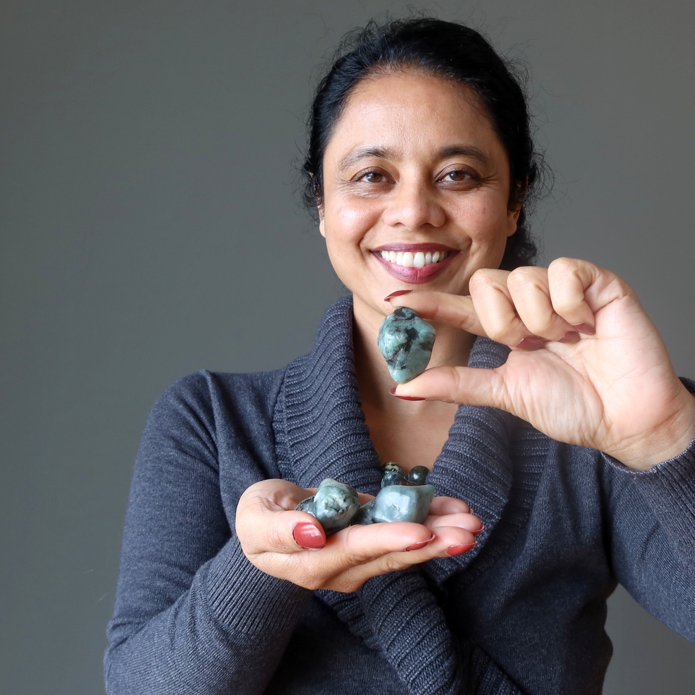Emerald Tumbled Stone Green Royal Ritual Crystal
