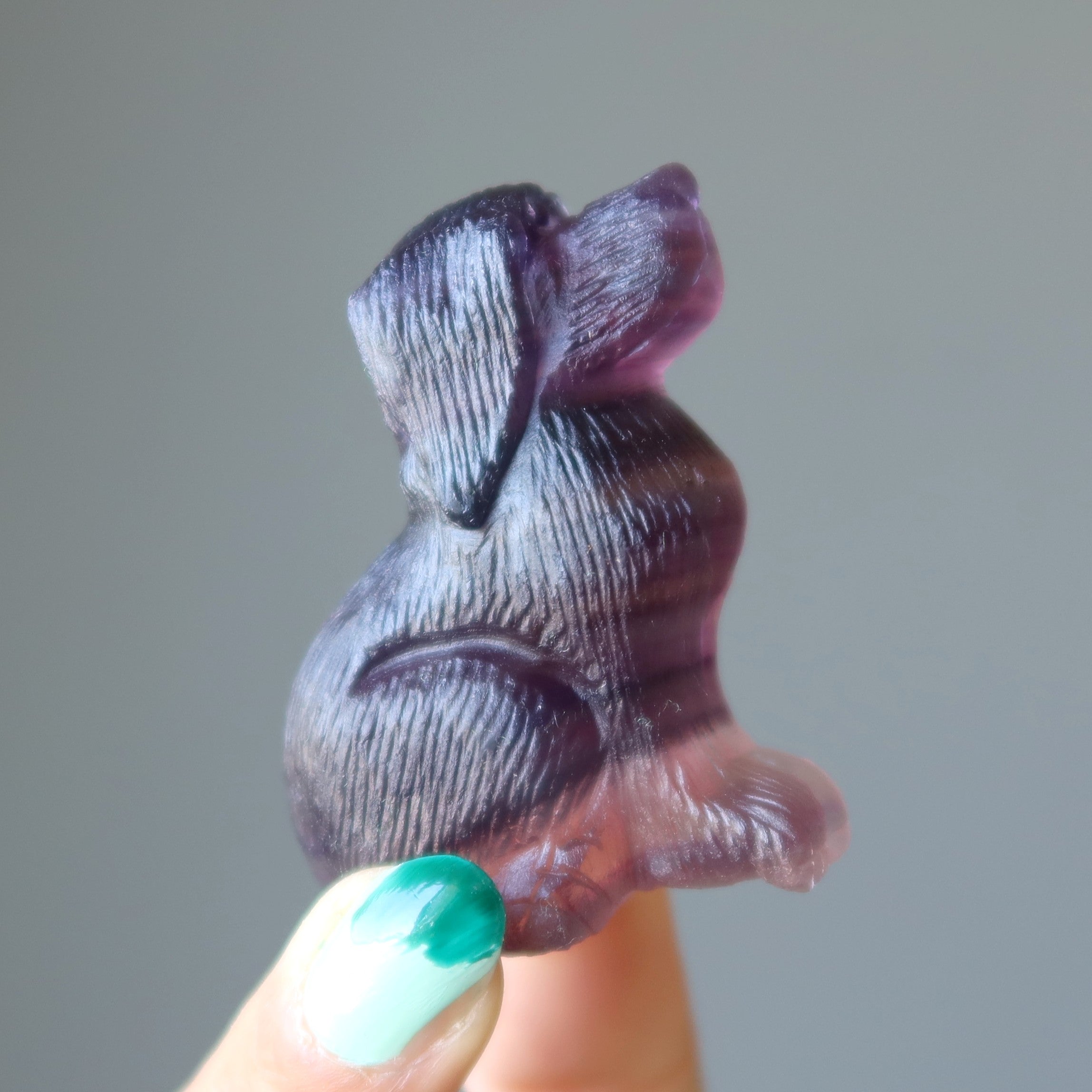 Statue de chiot fidèle en fluorite mignonne
