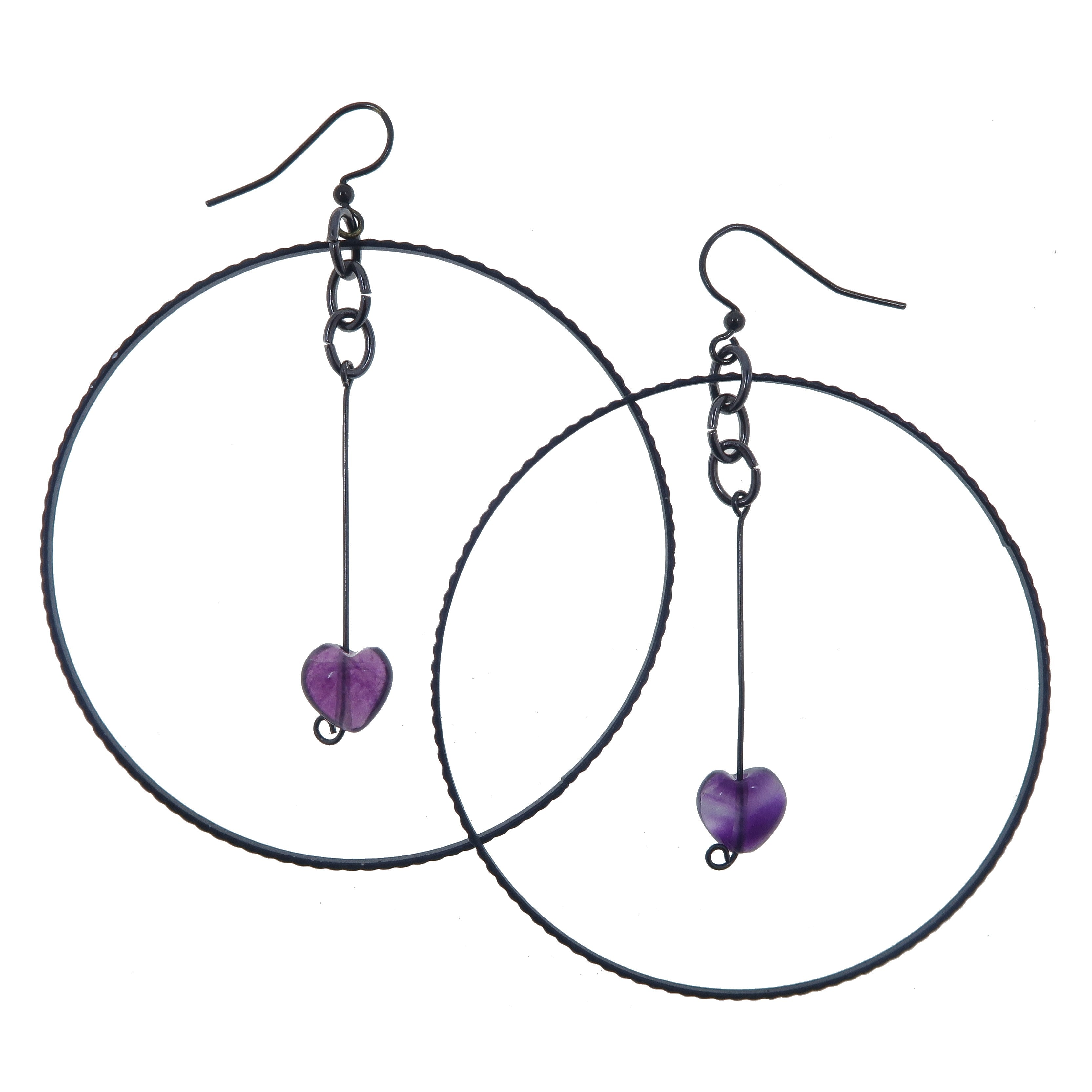 Boucles d'oreilles en fluorite J'aime mon âme Cœurs violets Créoles noires