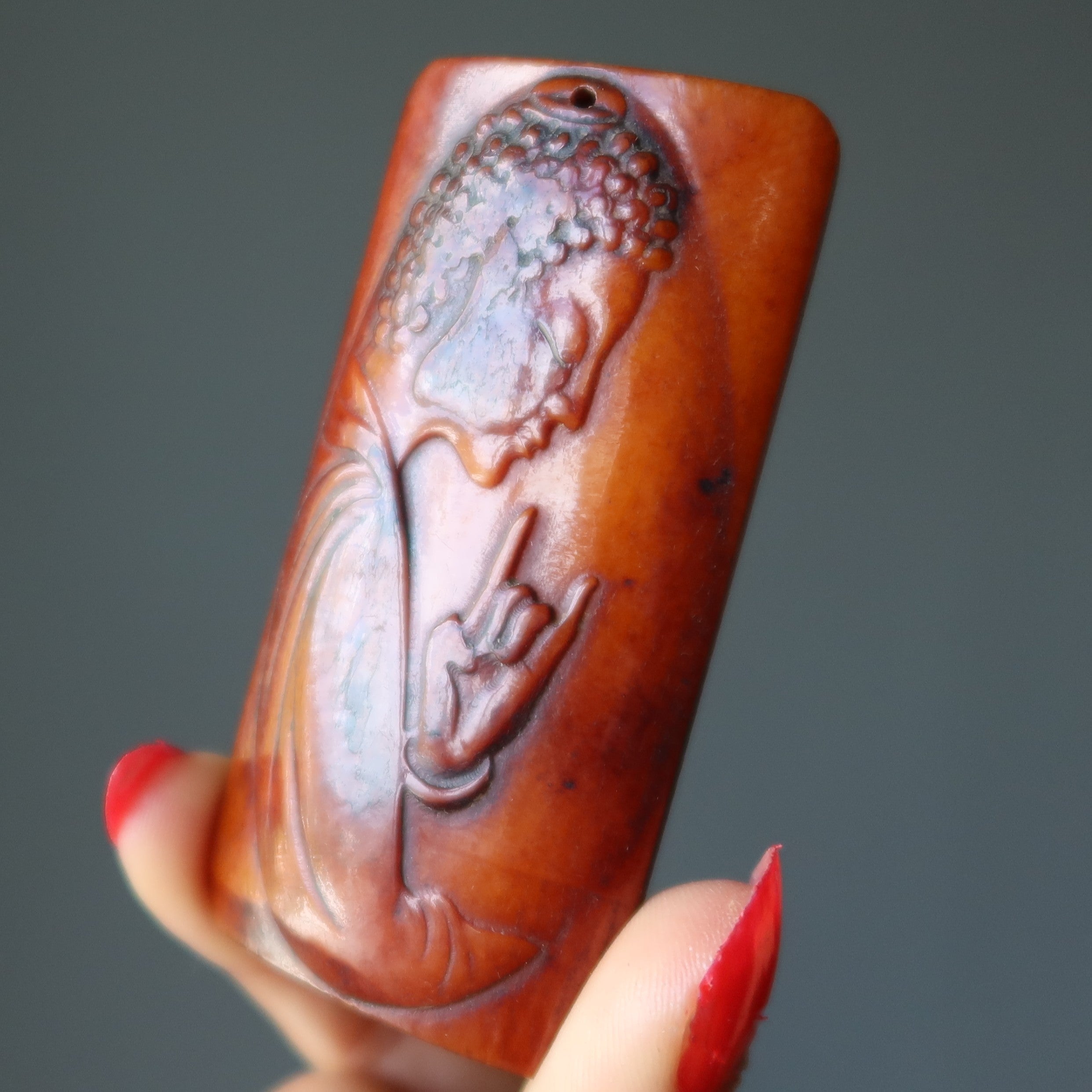 Pendentif Bouddha Kurana Mudra en Os de Bœuf Fossilisé