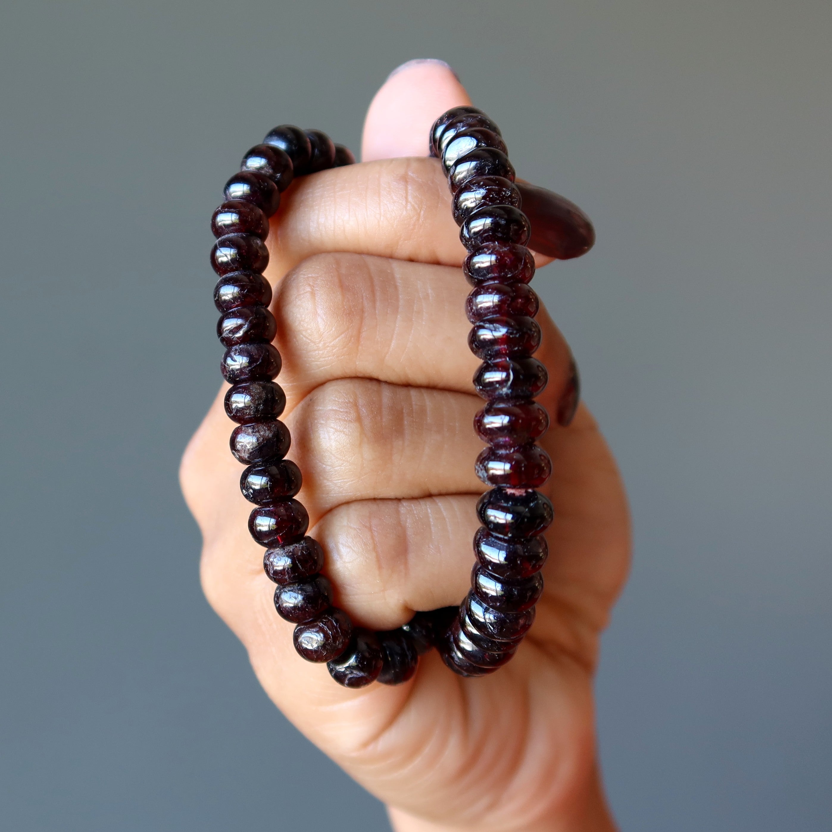 Bracelet Grenat Cristaux Rouges Profonds Rondelle Amour Divin