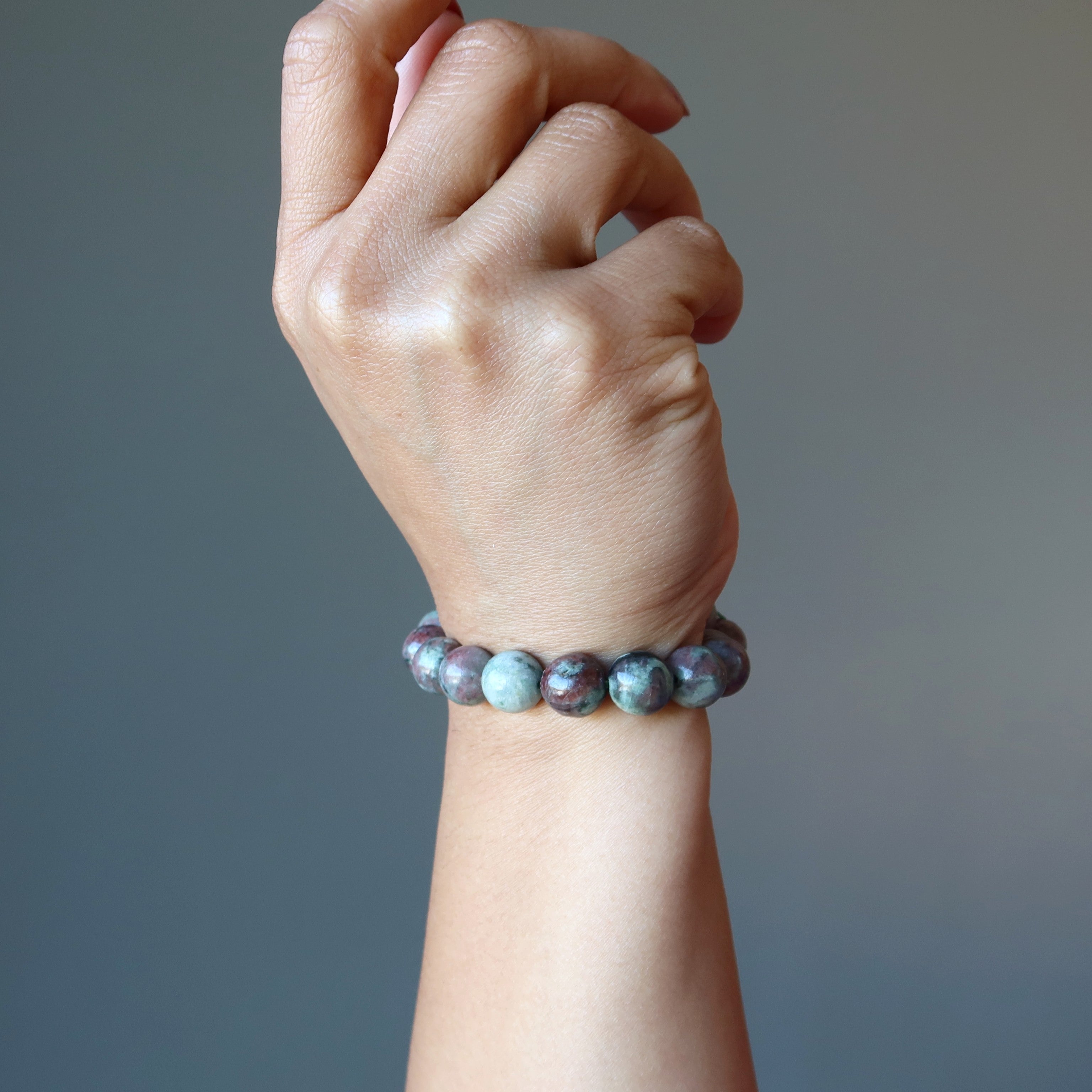 Bracelet Grenat Rare Rouge Vert Gemmes de Kachgar Secret de la Route de la Soie