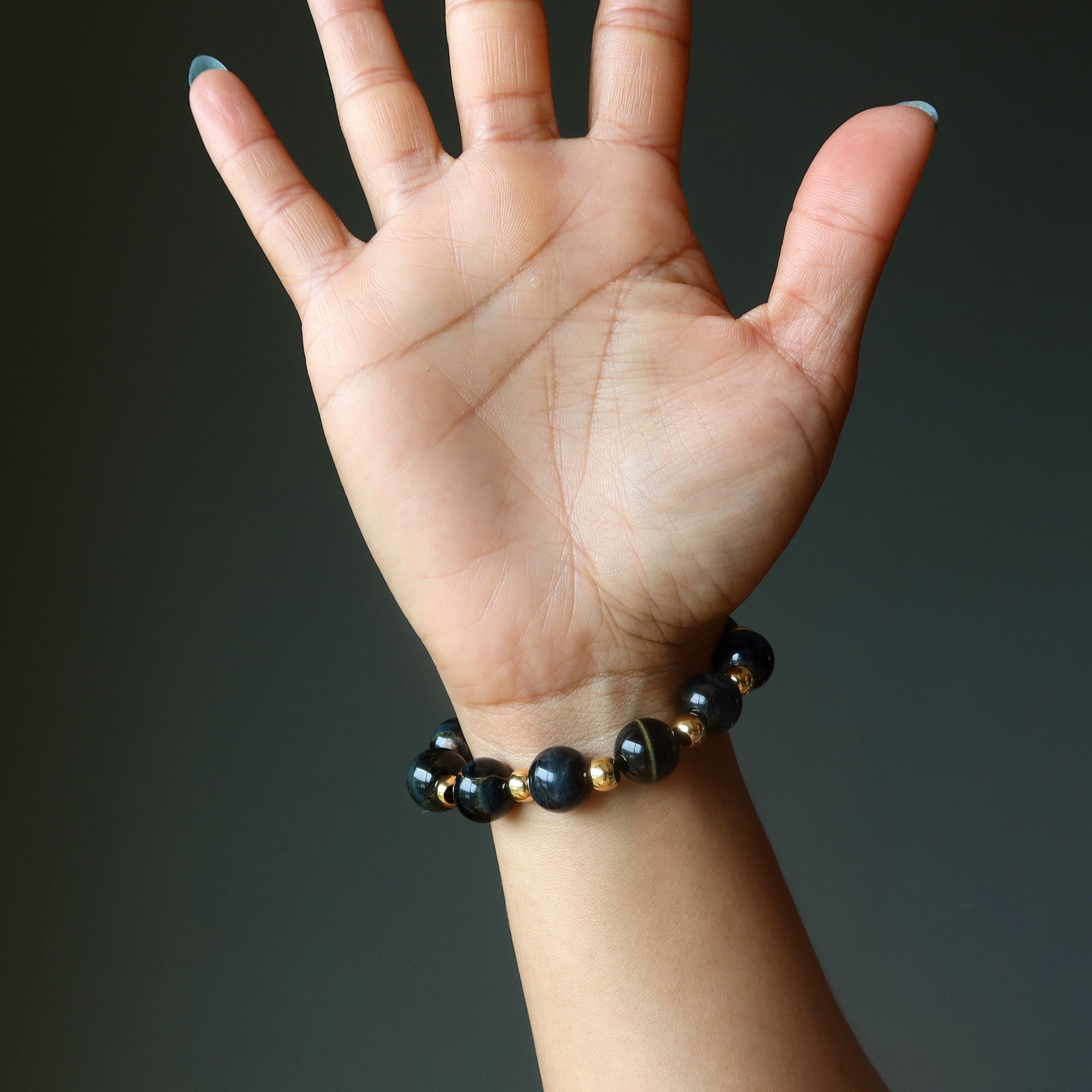 Bracelet Œil de Faucon Perles Échelon Or et Pierres Précieuses Oeil de Tigre Bleu