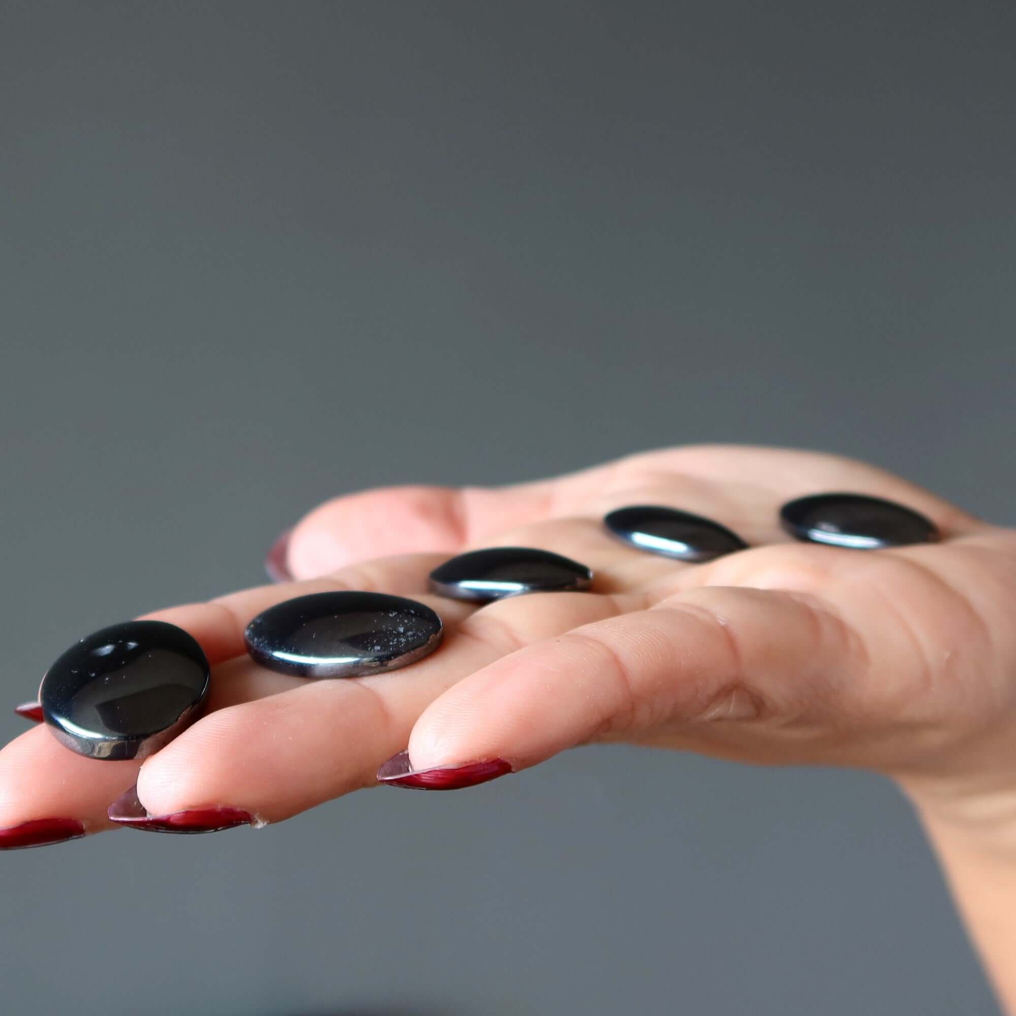 Hematine Grid Crystal Protection Layout Stone