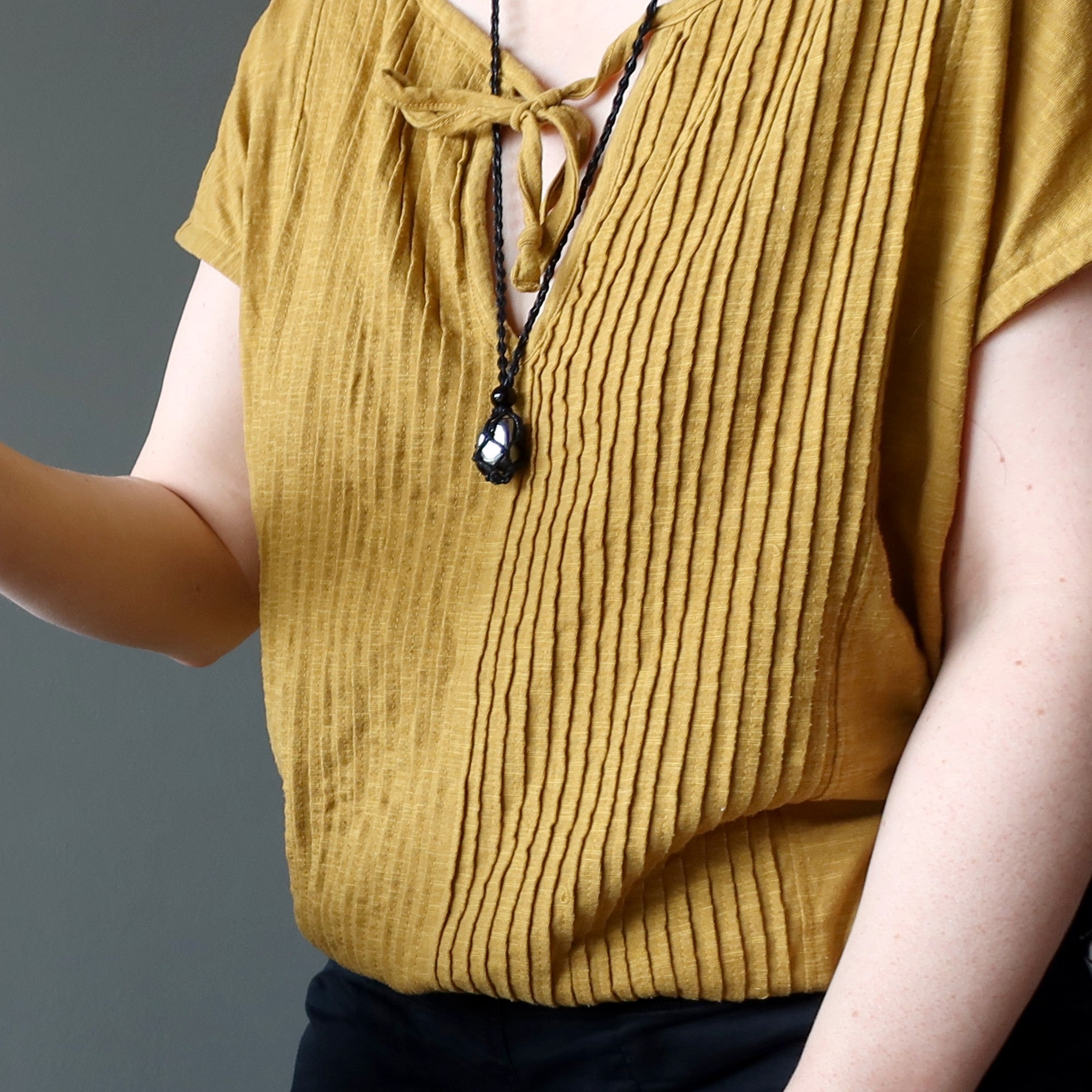Collier en hématite, pierre de protection, macramé