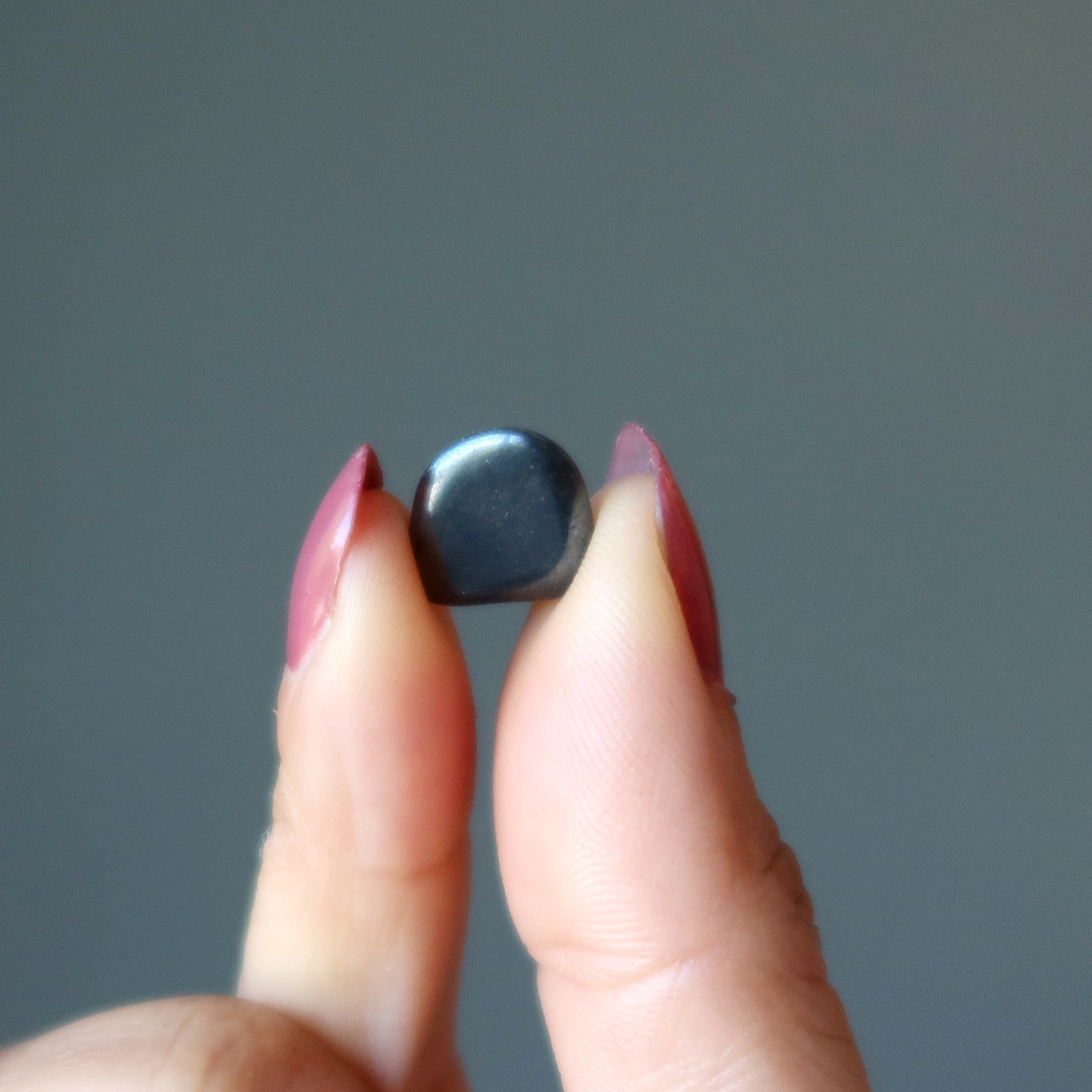 Hematite Tumbled Stone Set 50 Mini Carry Gems