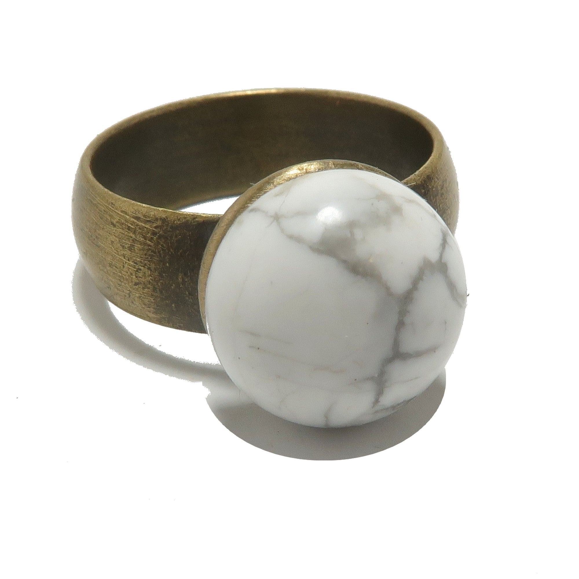 Howlith Ring Schicksal an meinem Finger Rund Antikes Messing Größe 7.25