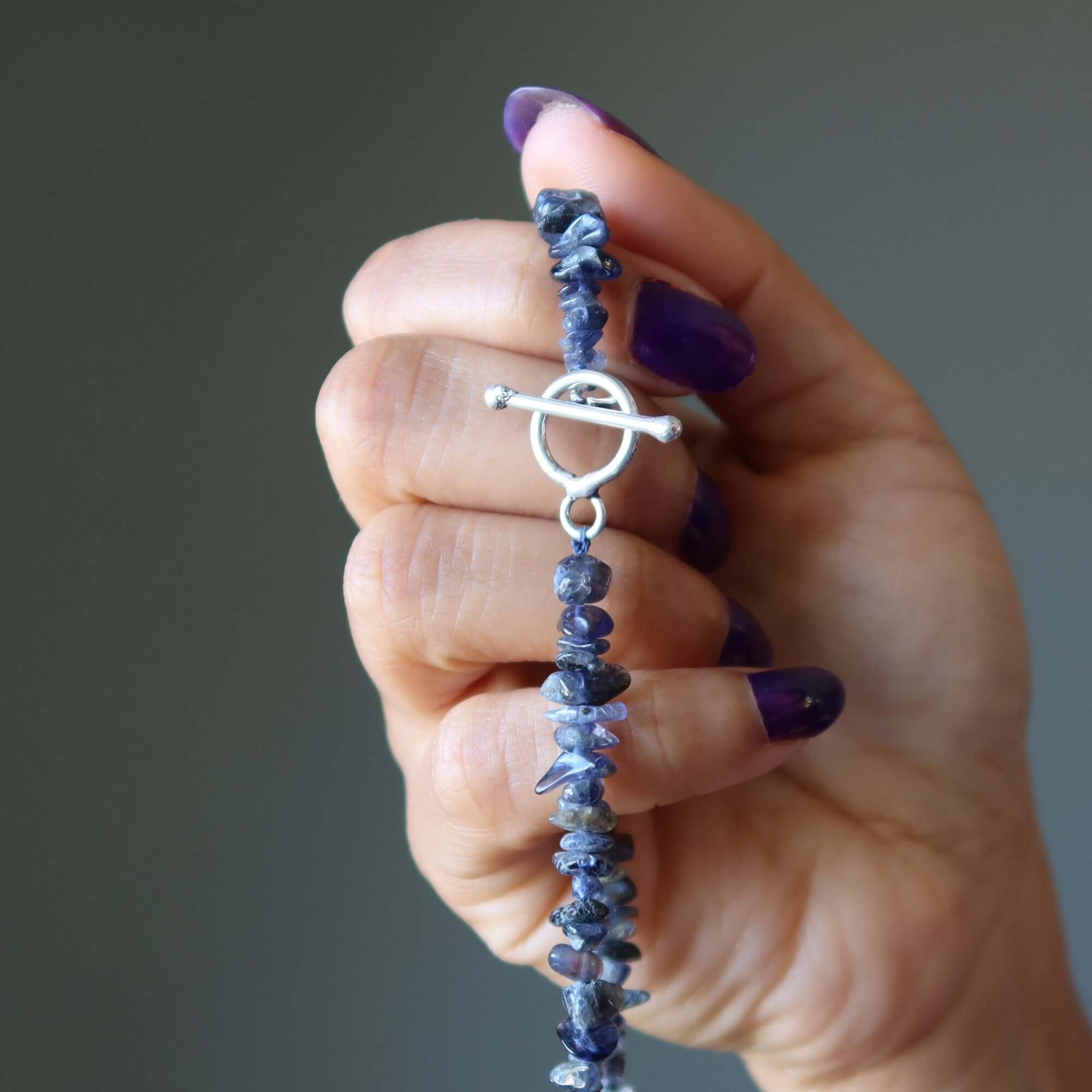 Collier en Iolite Visions de liberté indigo