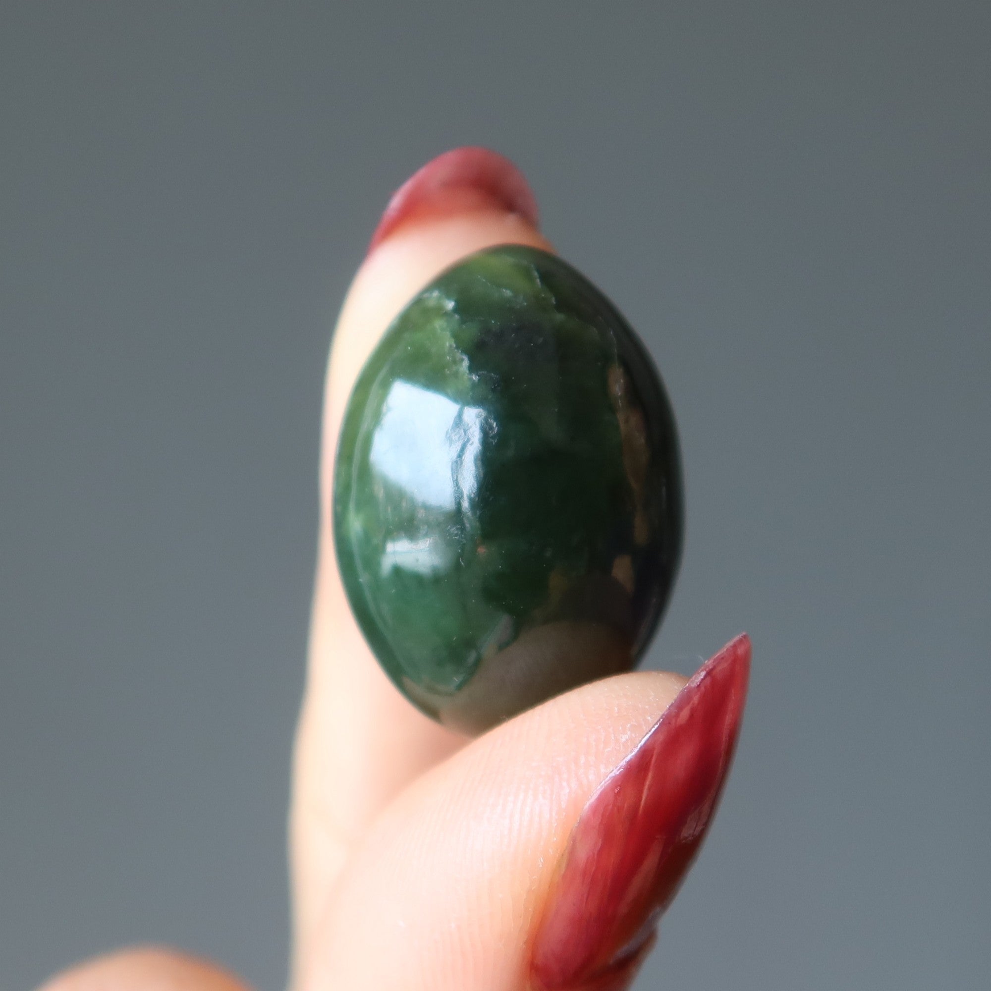 Œuf de Yoni Néphrite Verte Mon Constructeur de Nid d'Argent Pierre Précieuse