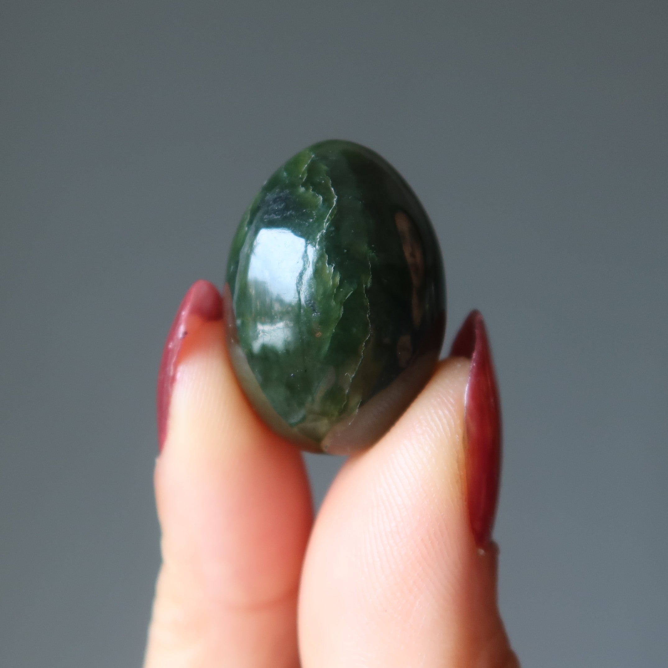 Œuf de Yoni Néphrite Verte Mon Constructeur de Nid d'Argent Pierre Précieuse