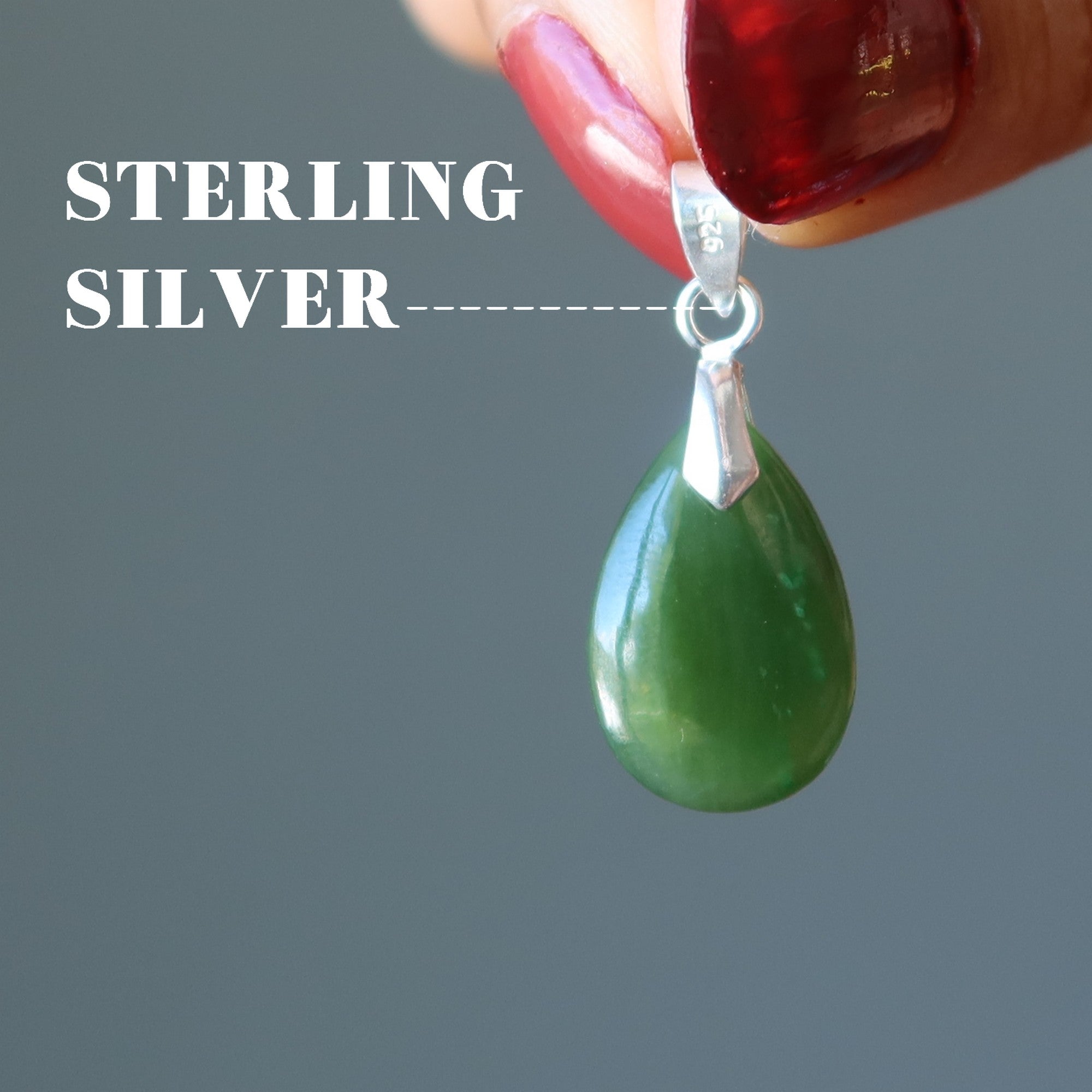 Pendentif de Jade Jour de Chance Néphrite Verte Argent Sterling