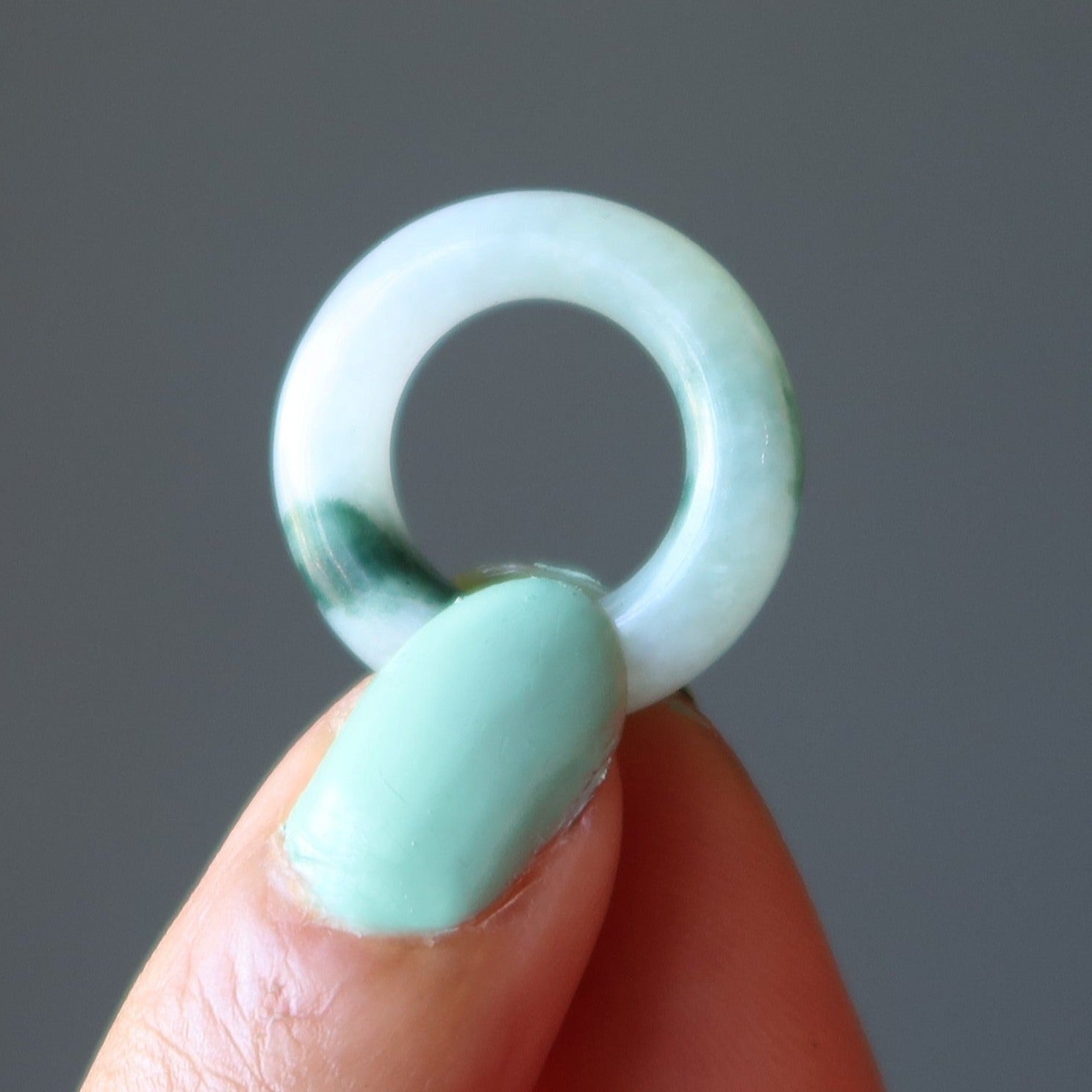 Présentoir 3 anneaux de jade pour boule, œuf et pierres