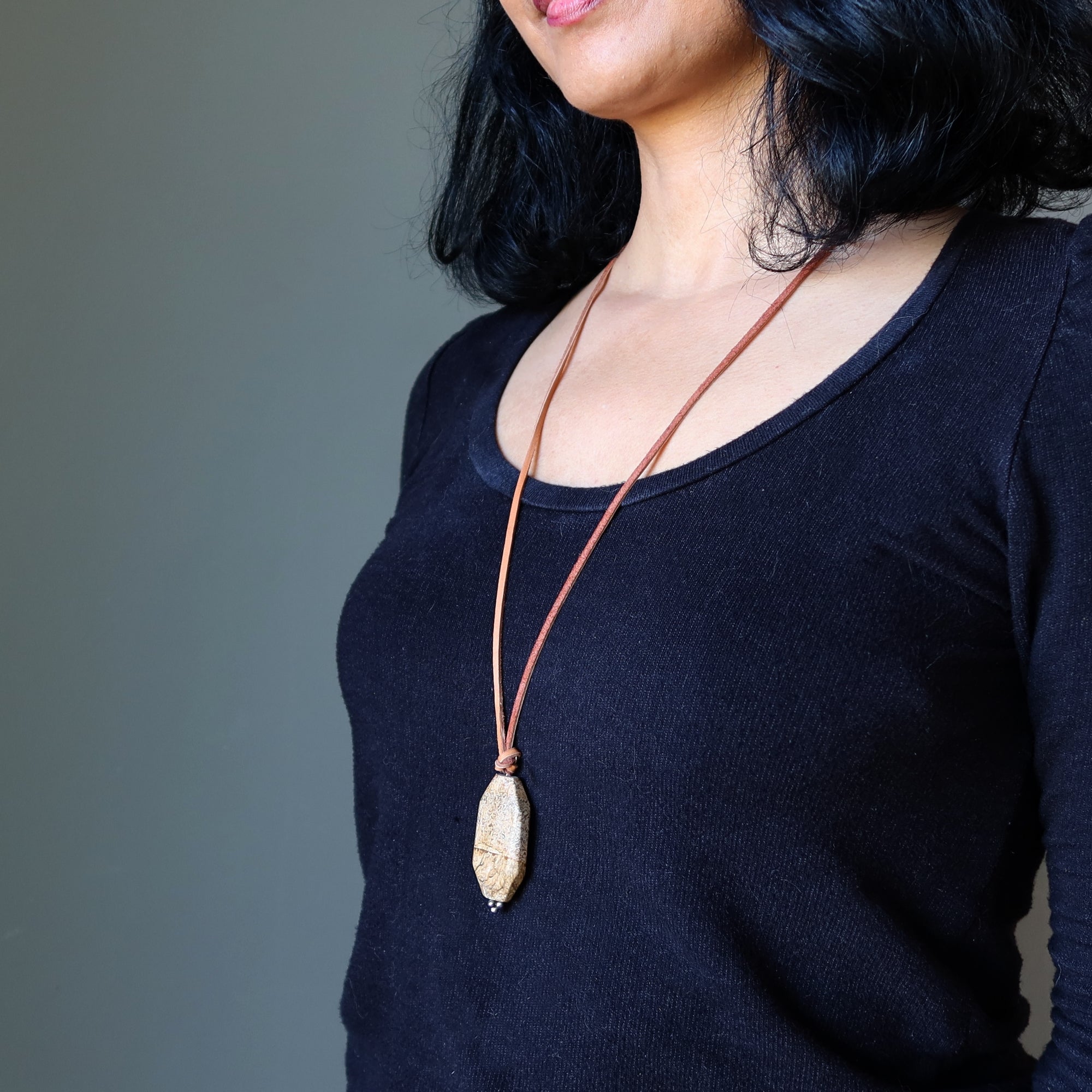 Collier en jaspe Paysage, force au quotidien, cuir marron