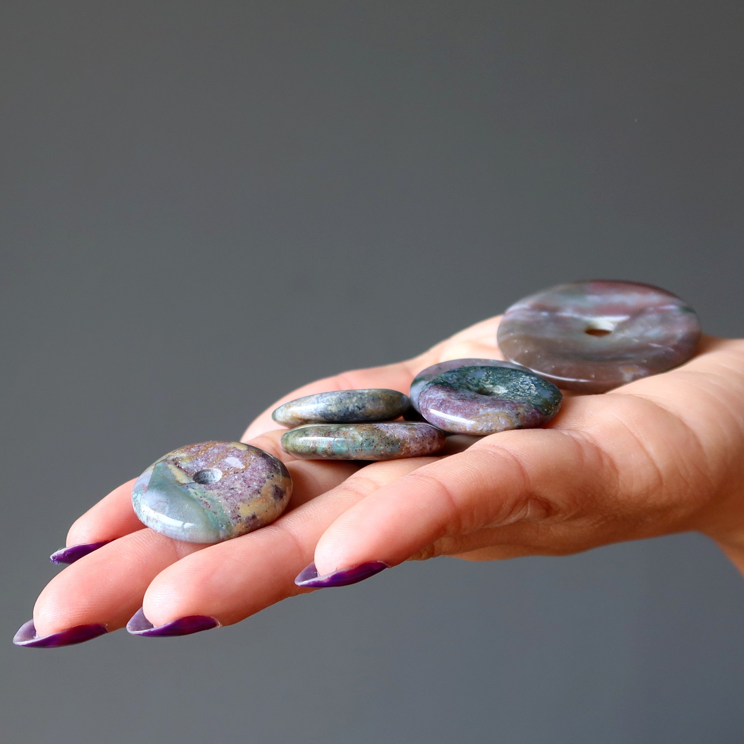 Jasper violet en forme de beignet - La boucle de la foi