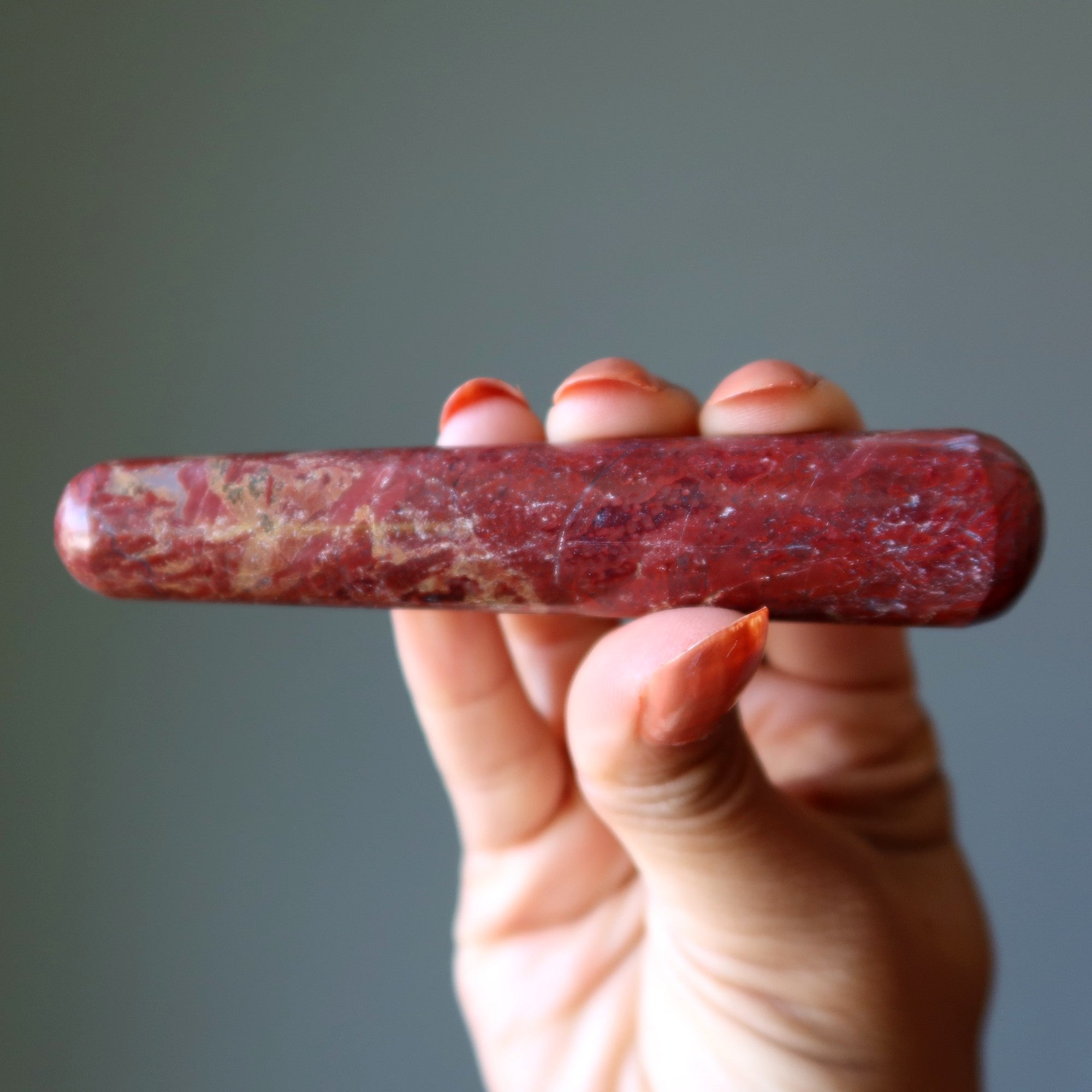 Rotjaspis Massagestab Kundalini-Stein