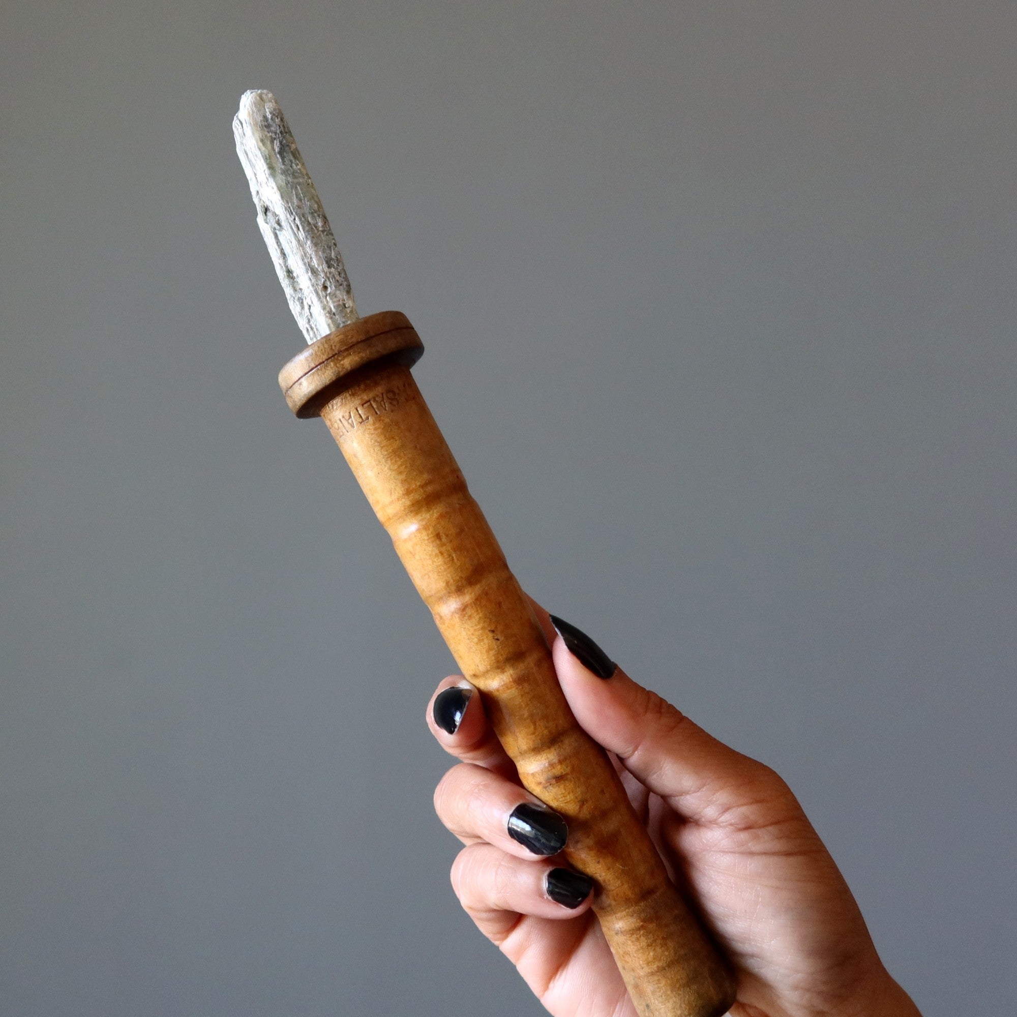 Kyanite cristal brut baguette Guérison fait main Gemme Bois vintage