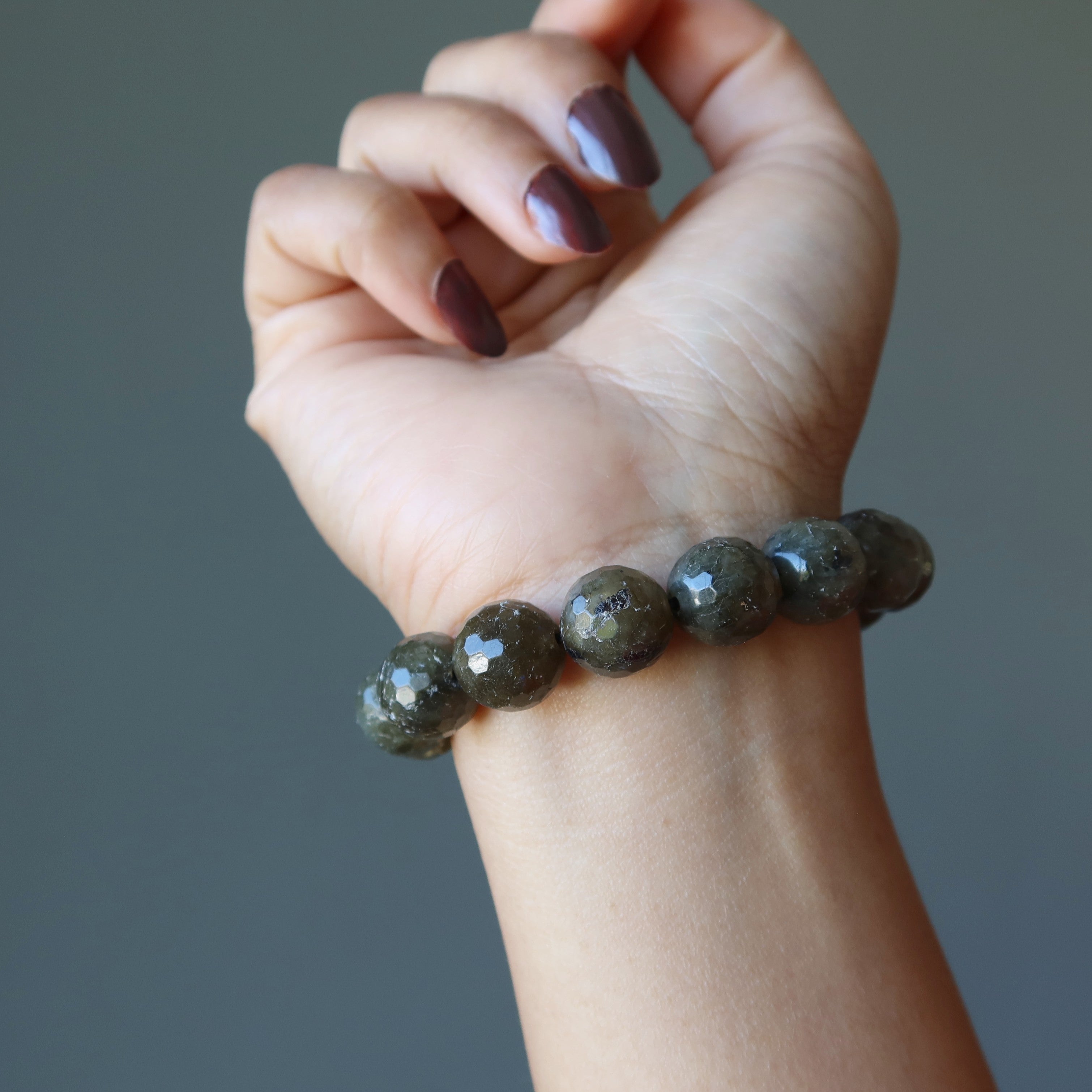 Labradorite Bracelet Rainbow Phoenix Dark Faceted