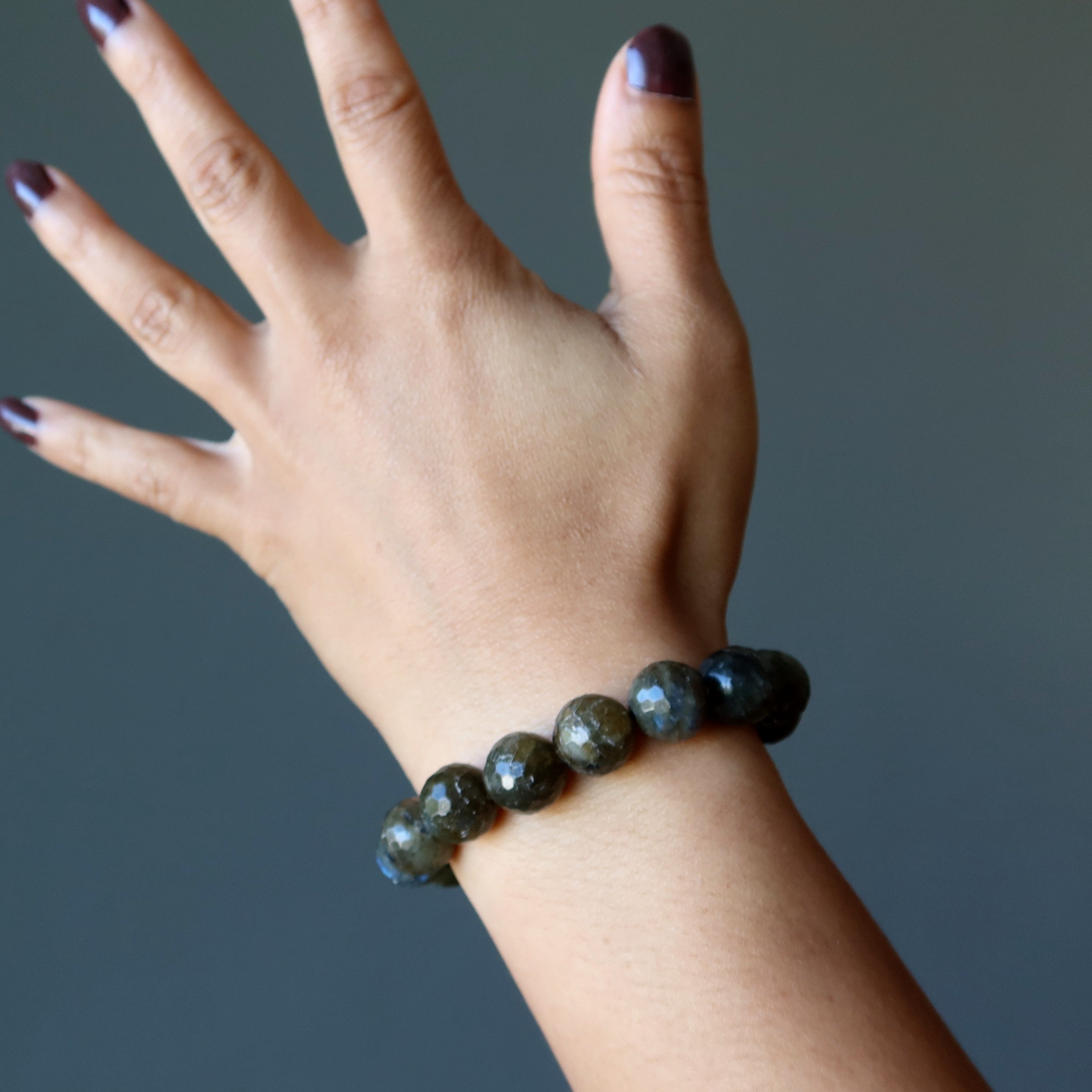 Labradorite Bracelet Rainbow Phoenix Dark Faceted