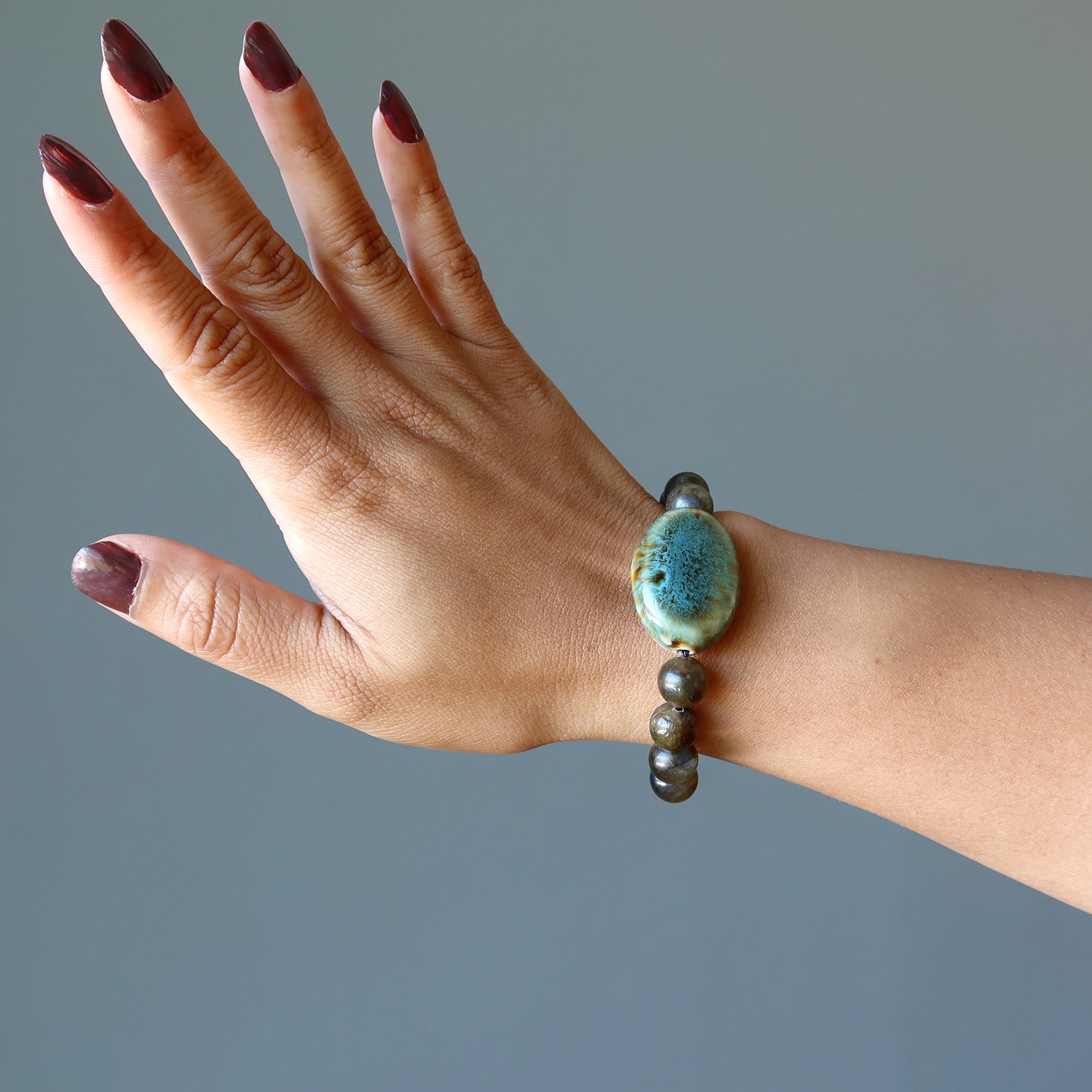 Bracelet labradorite Ovale miroir en céramique bleue