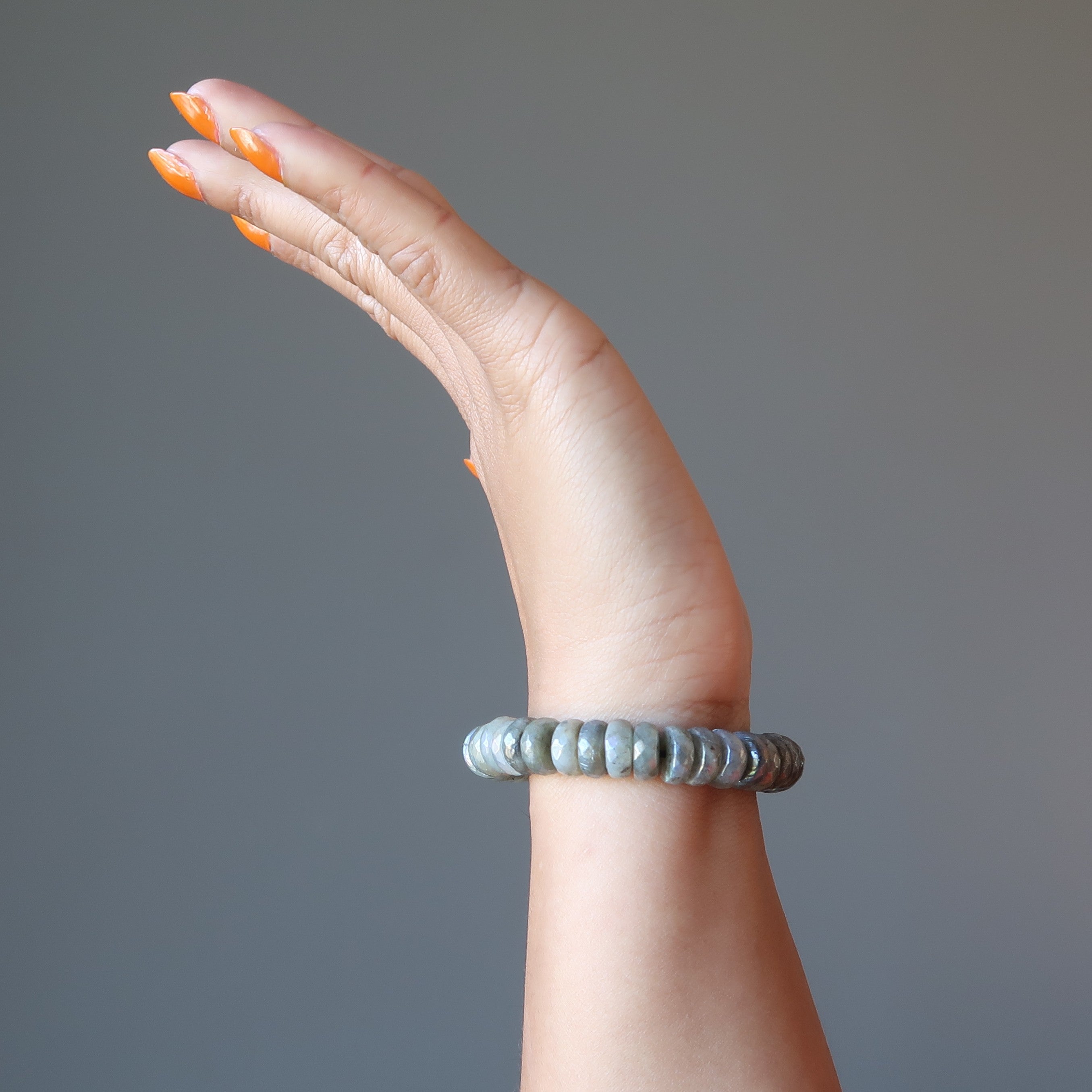 Bracelet Labradorite Légende Lumineuse Arc-en-ciel Titane