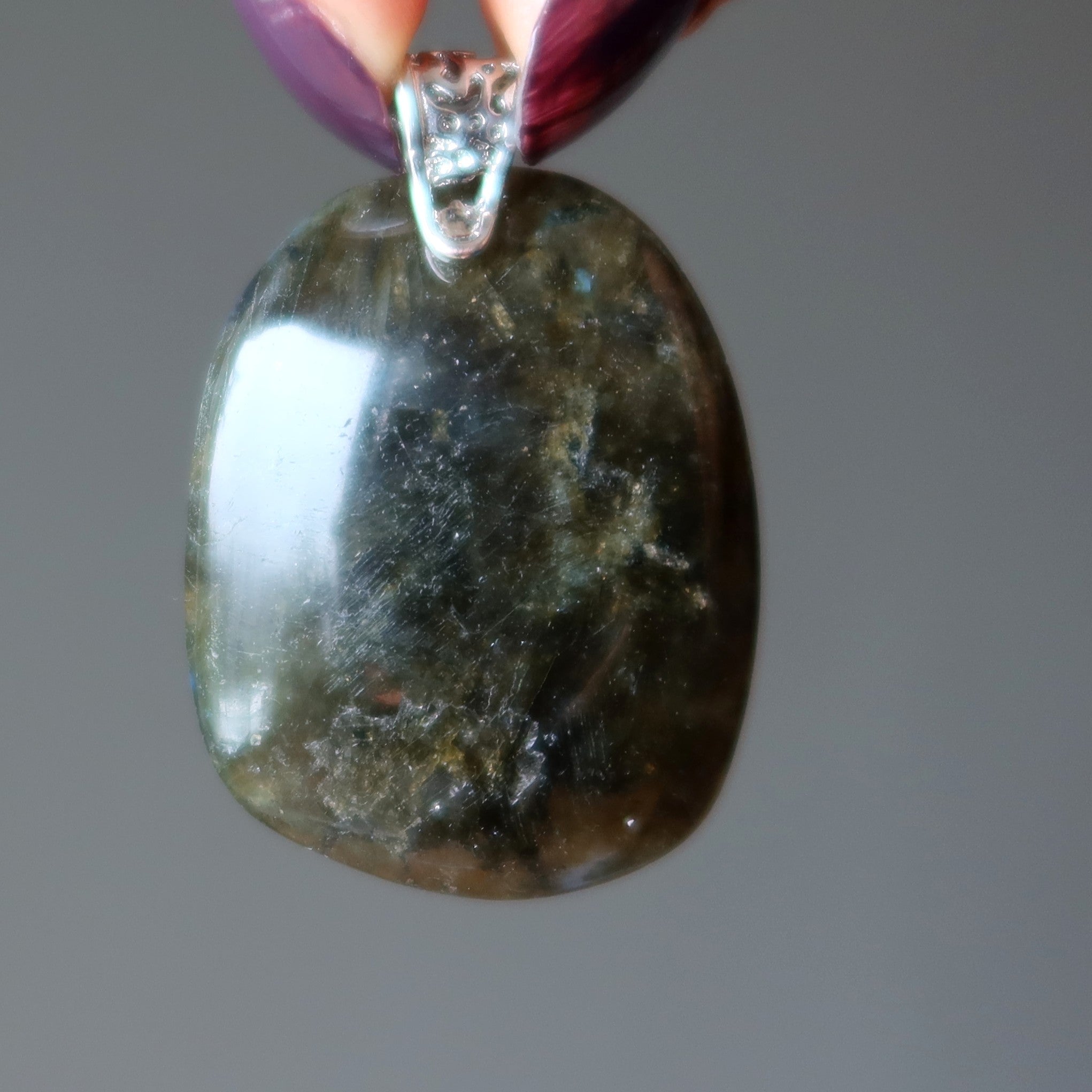 Pendentif Labradorite Terre à Terre Magie Lunaire Argent