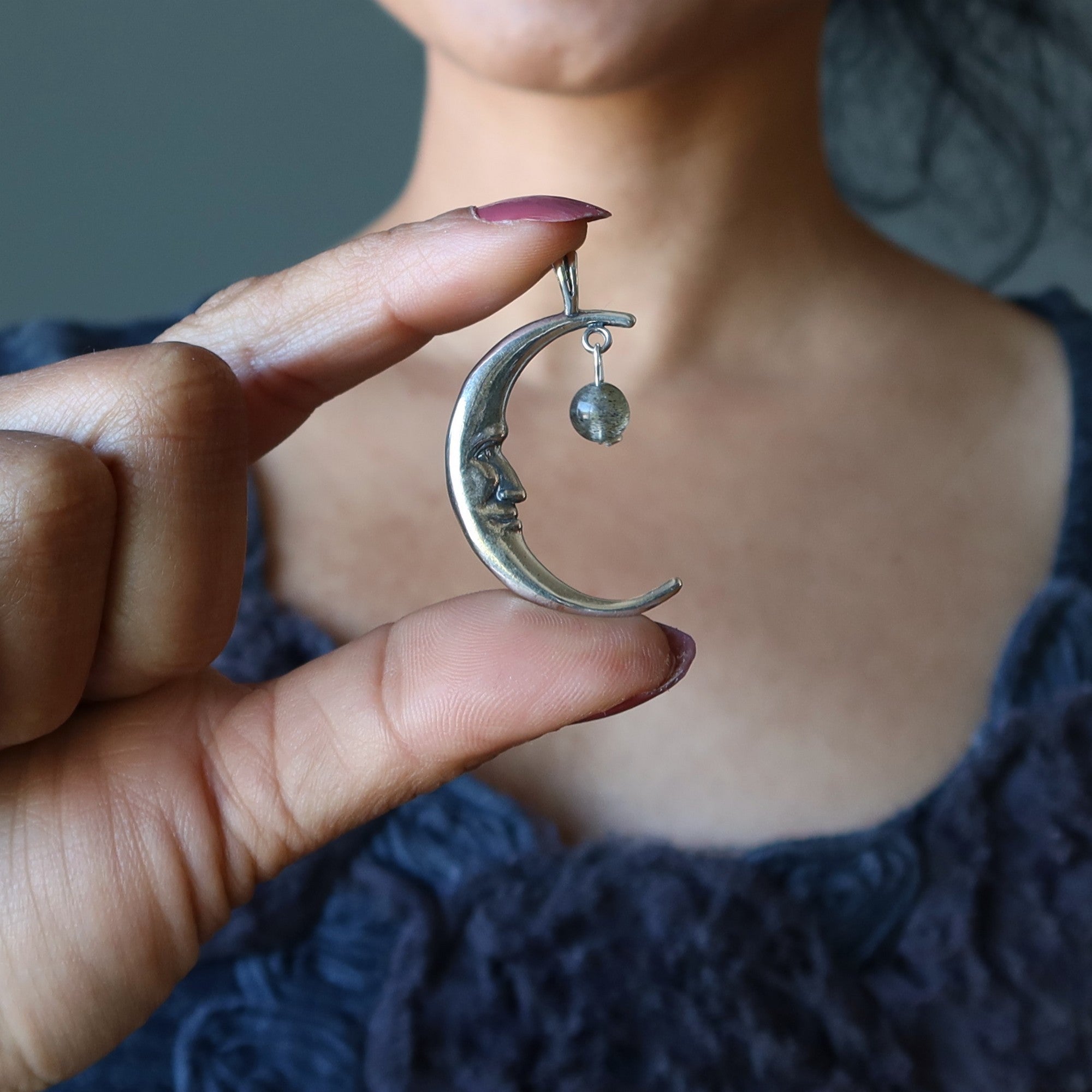 Pendentif Labradorite Divinité Nouvelle Lune Argent Sterling