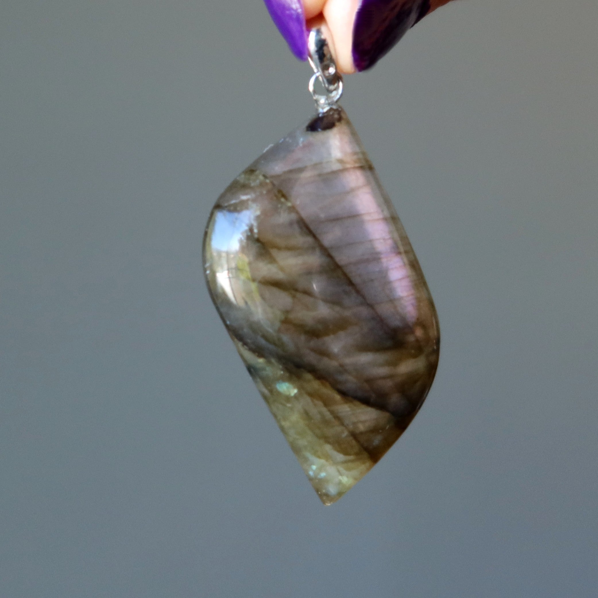 Pendentif Labradorite « Nouveau départ » Cristal de Guérison Arc-en-ciel