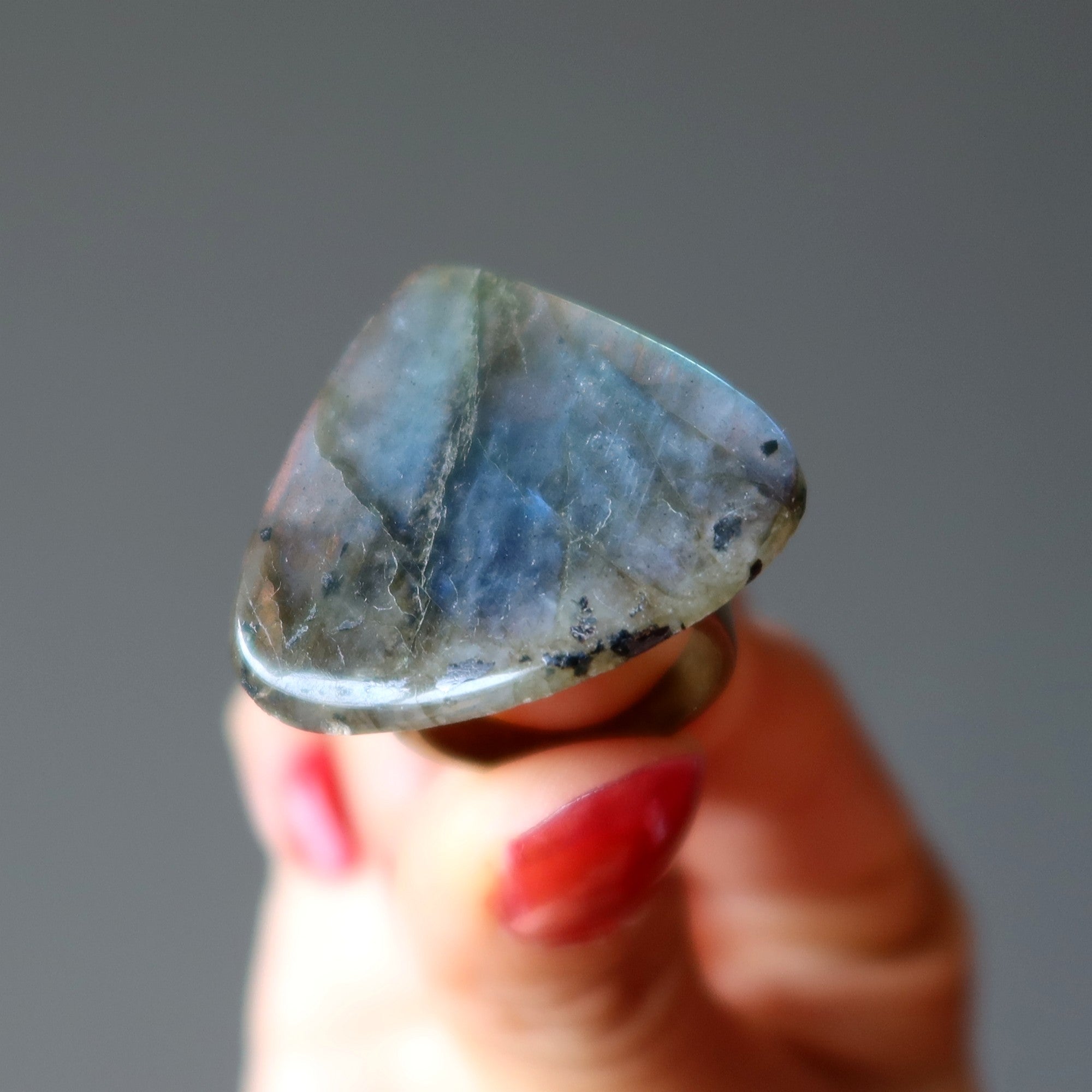 Labradorite Ring Brilliant Rainbow Gold Alloy Size 7.0
