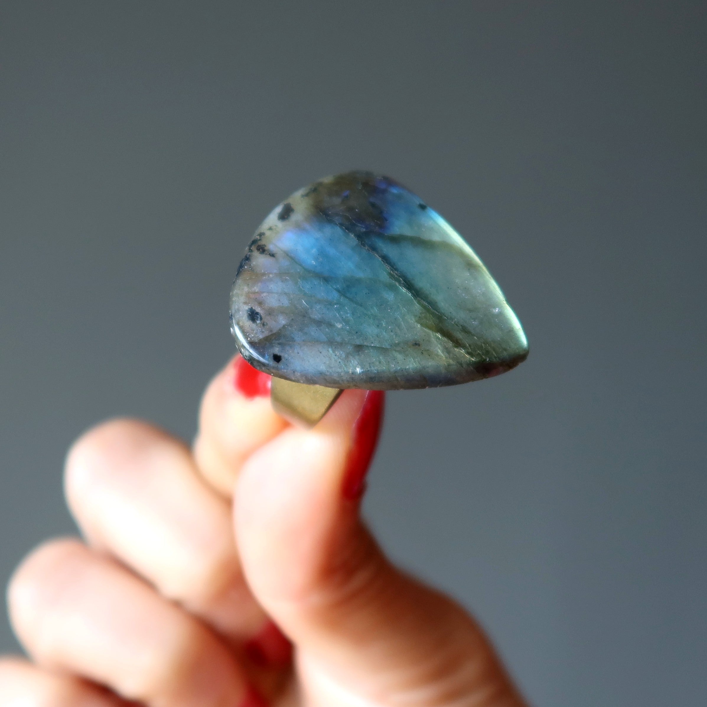 Labradorite Ring Brilliant Rainbow Gold Alloy Size 7.0