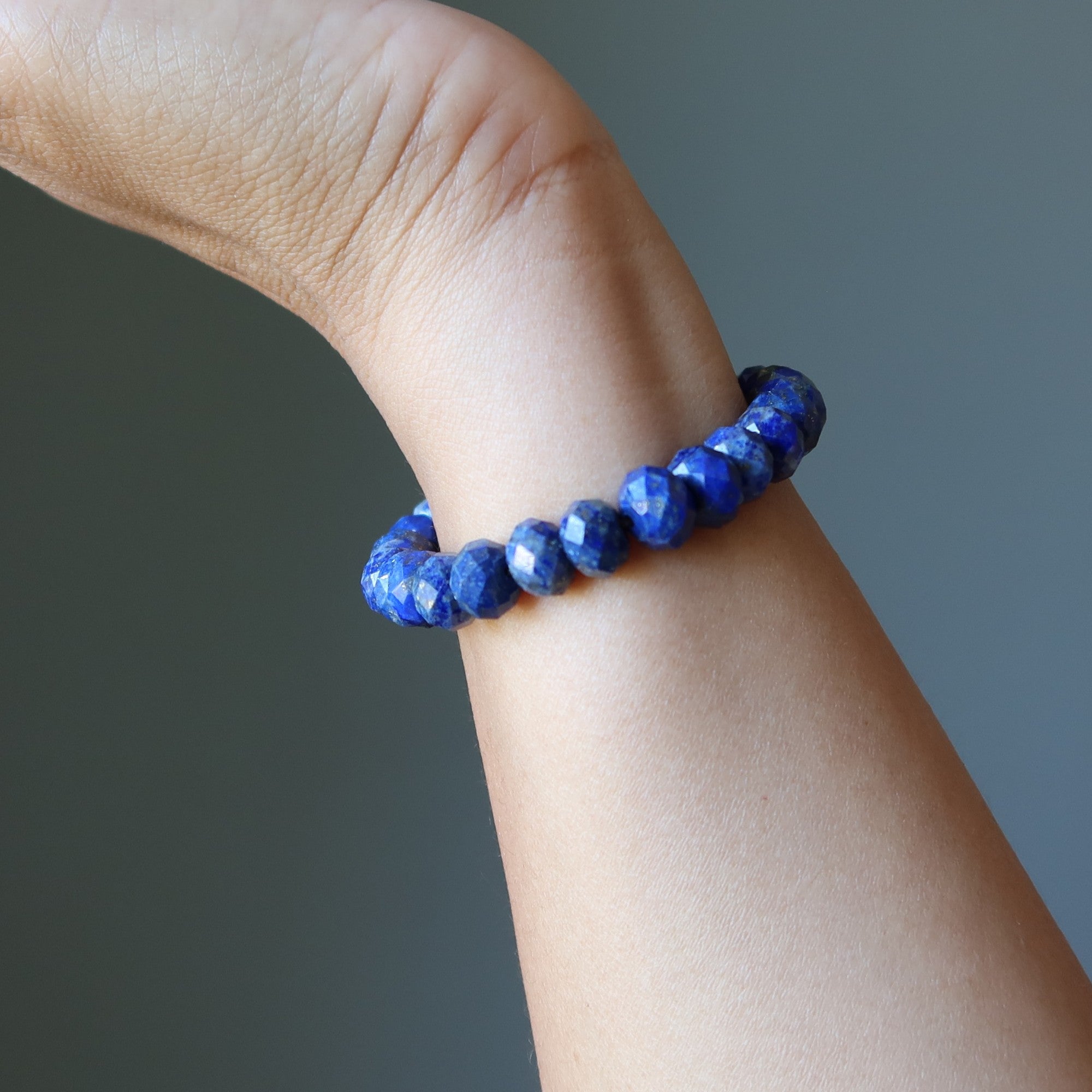 Bracelet Lapis bleu - Pierre à facettes pour une sophistication étincelante