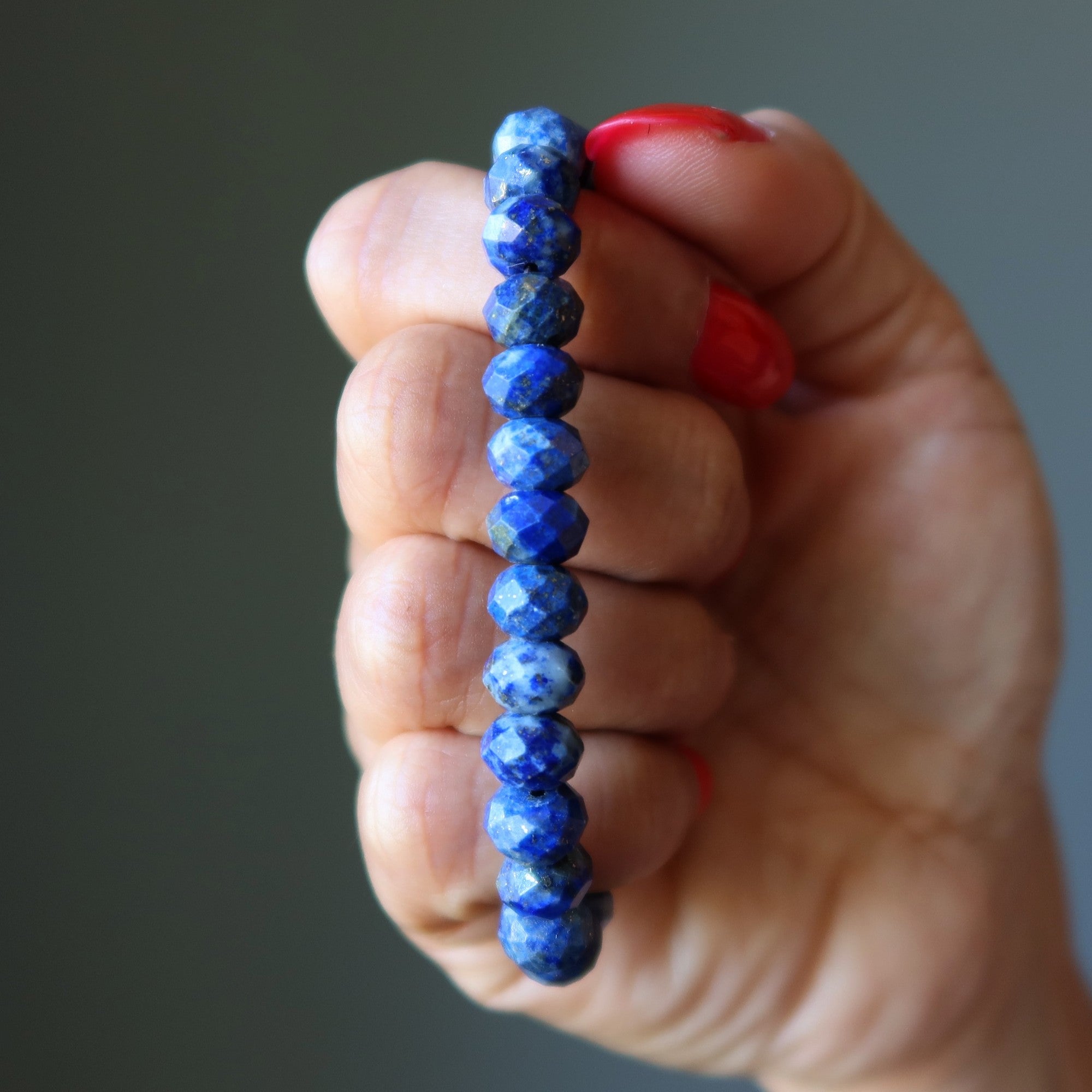Bracelet Lapis bleu - Pierre à facettes pour une sophistication étincelante