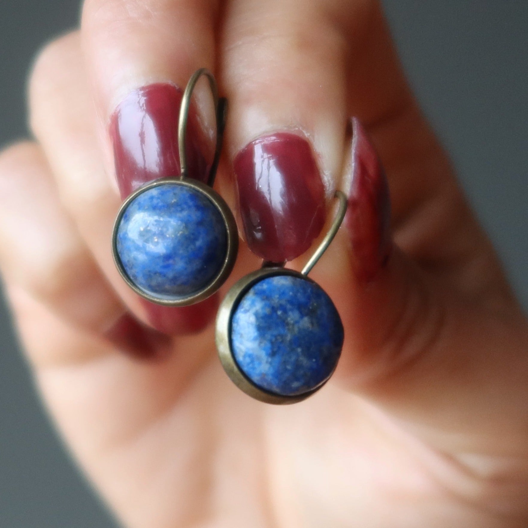 Lapislazuli Ohrringe Blaue Münze Antikbronze Klappbrisuren