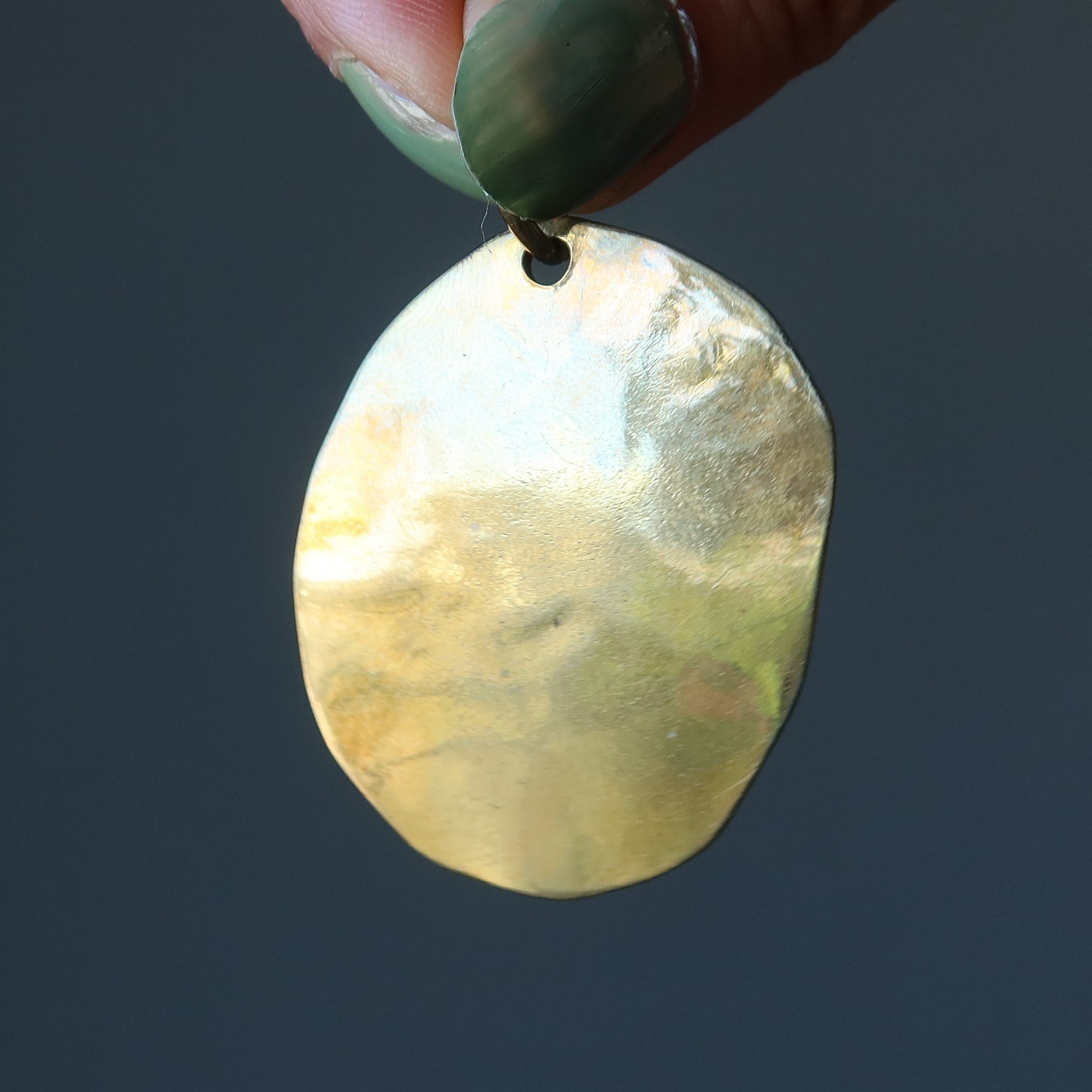 Pendentif Lapis Pierre précieuse bleue du Tibet Laiton artisanal