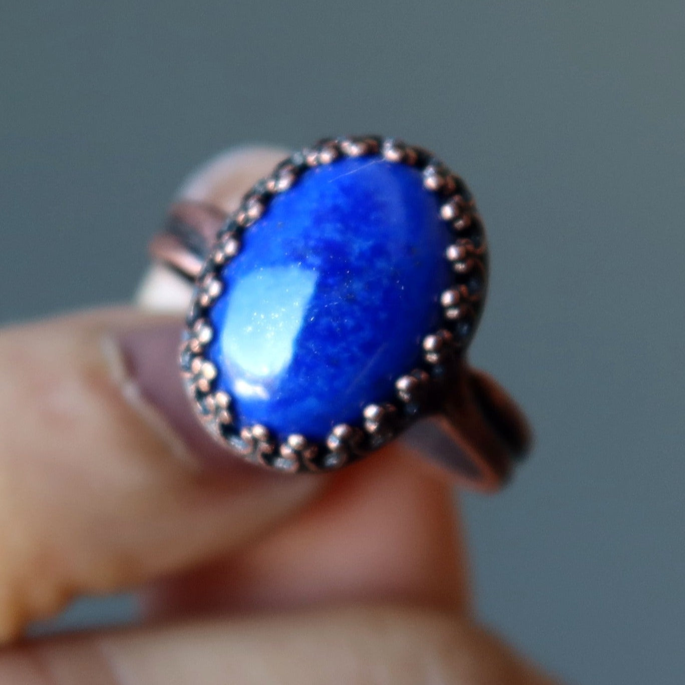 Lapislazuli-Ring, oval, Antik-Kupfer