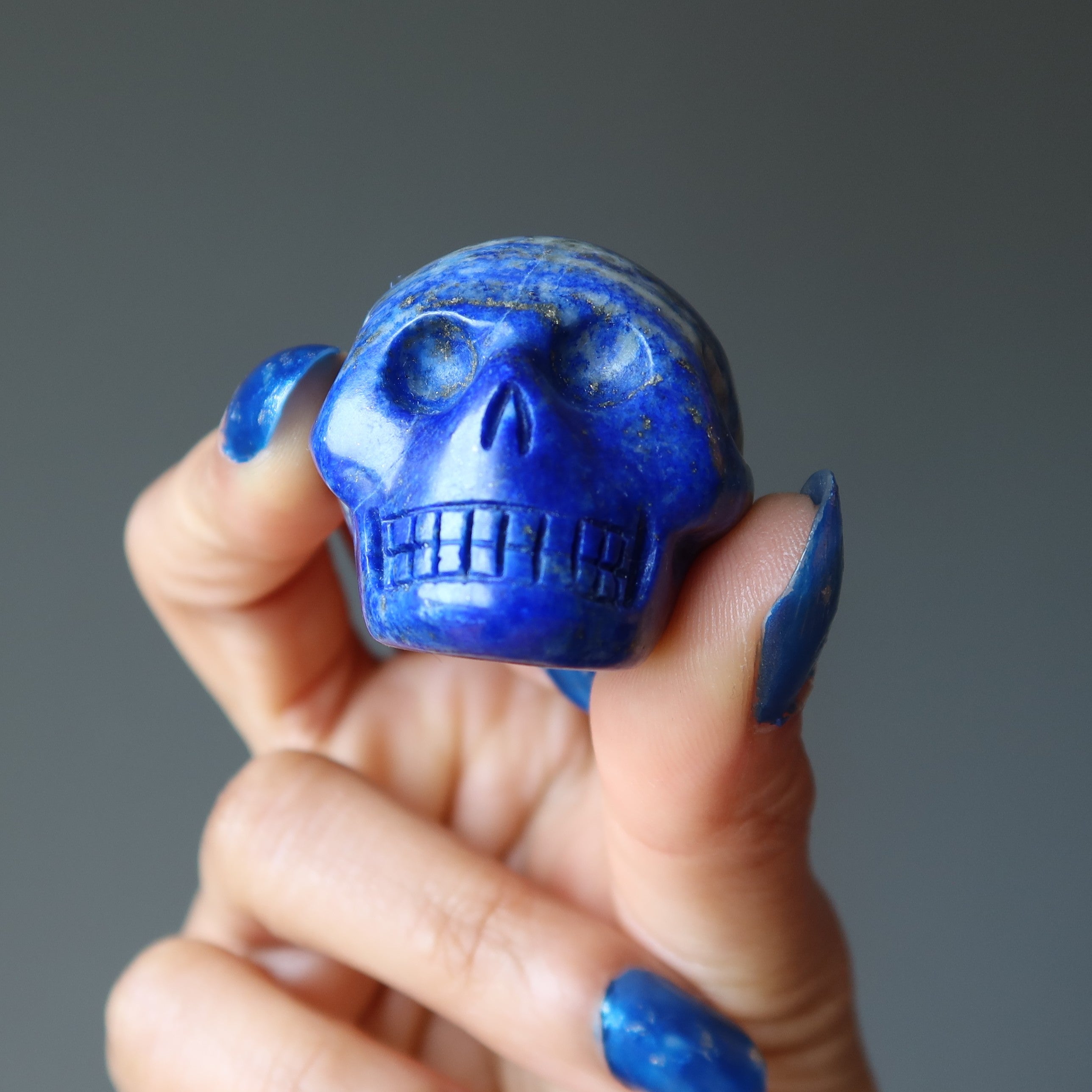Lapis Totenkopf Spirituelles Wesen des Großen Jenseits Blauer Kristallstein