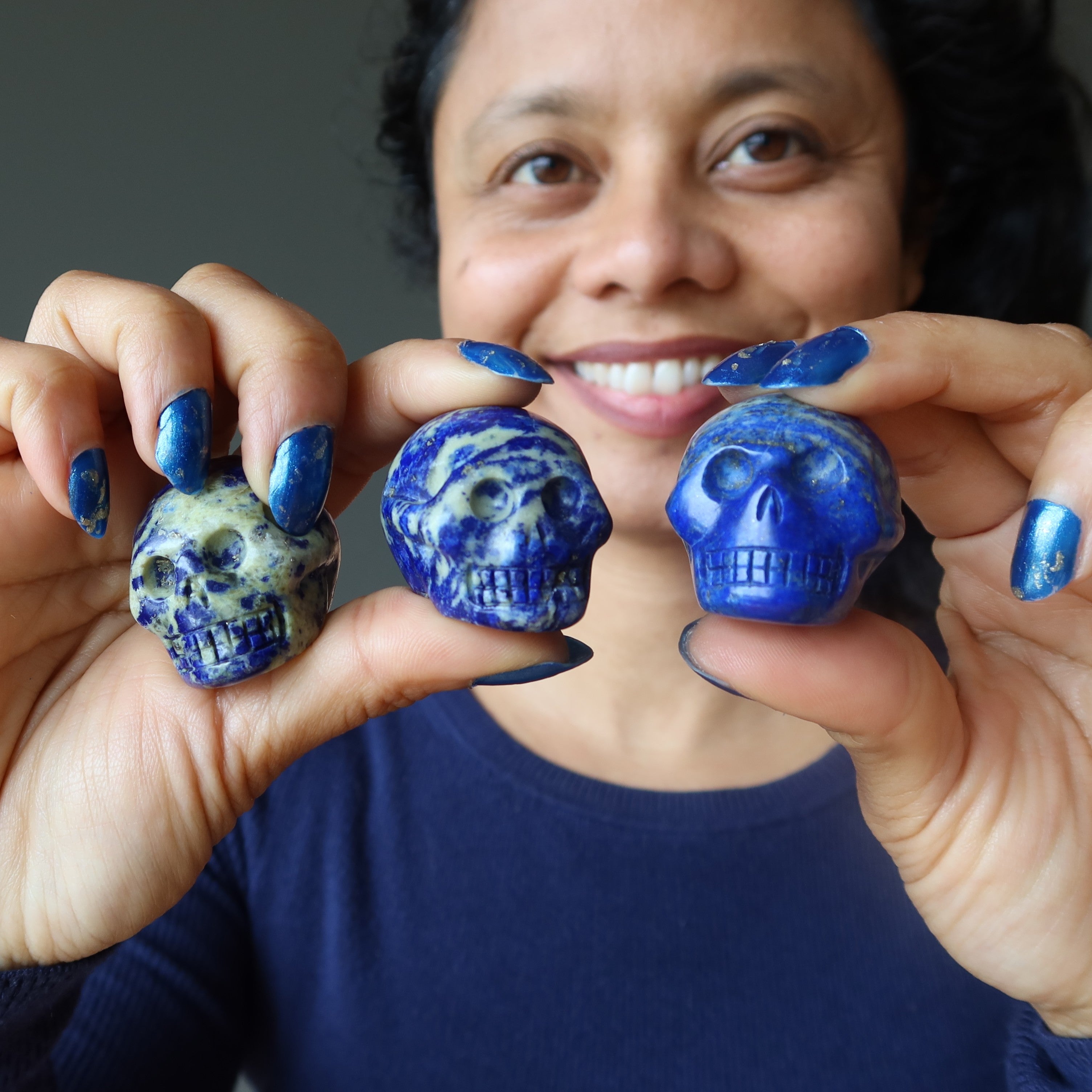 Lapis Totenkopf Spirituelles Wesen des Großen Jenseits Blauer Kristallstein