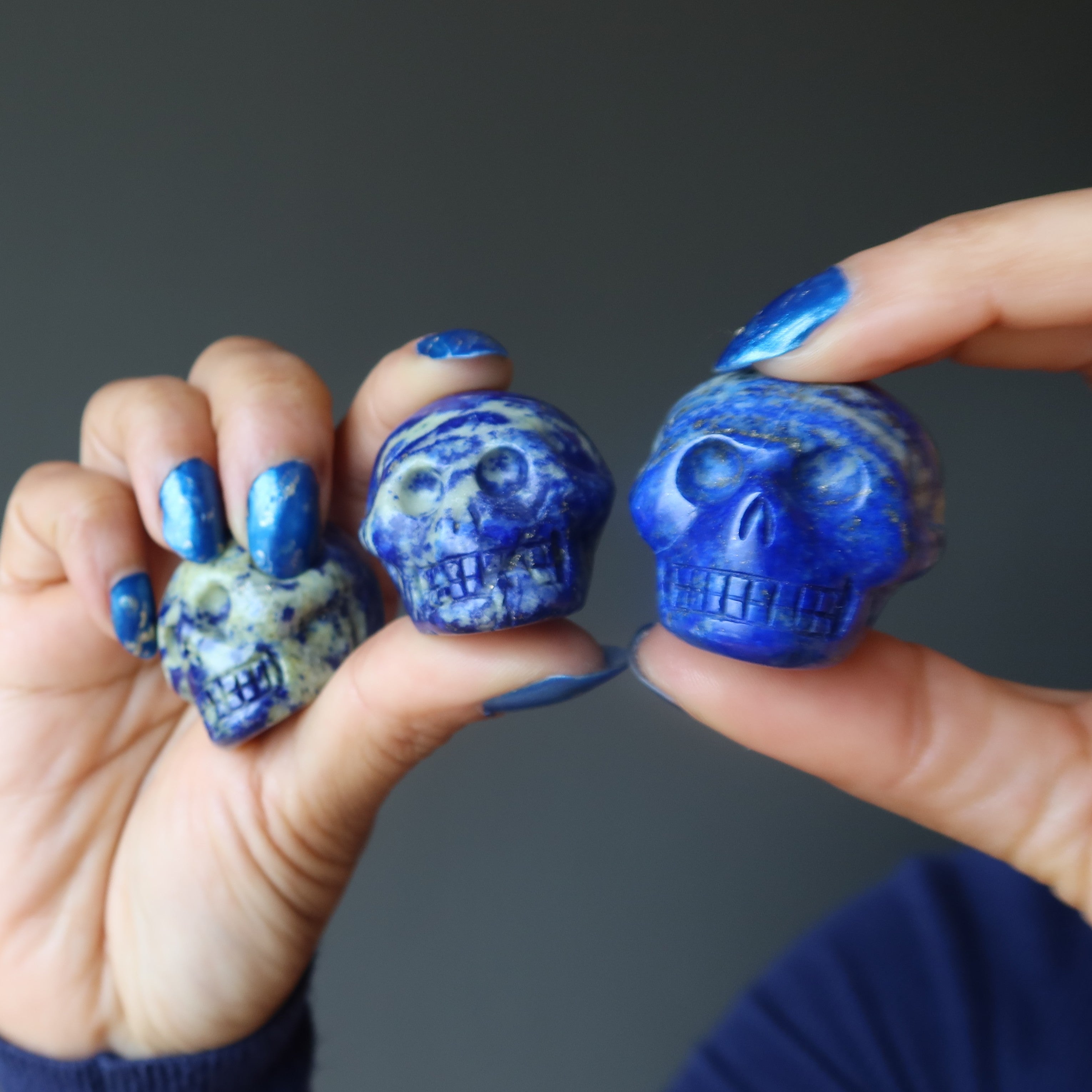 Lapis Totenkopf Spirituelles Wesen des Großen Jenseits Blauer Kristallstein