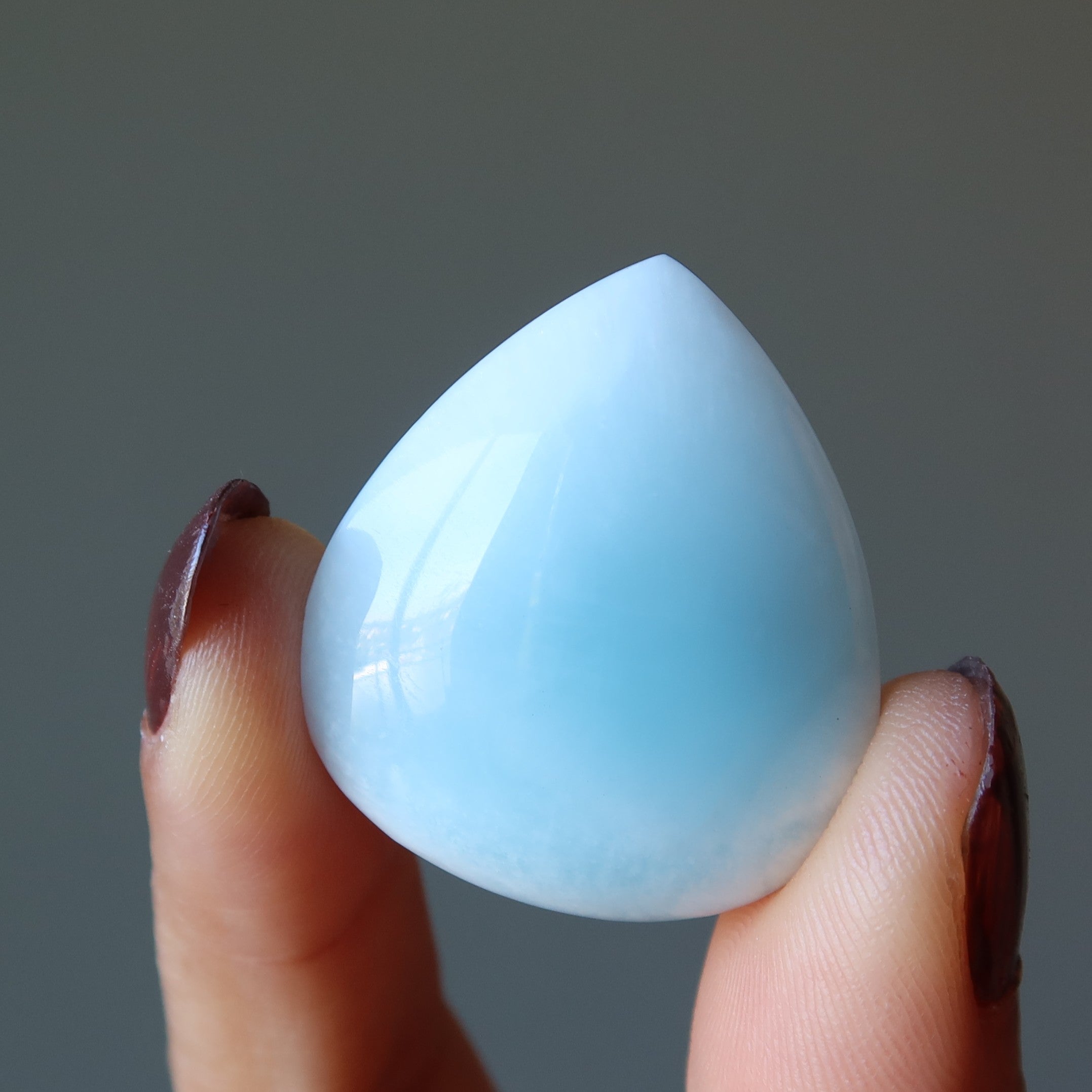 Larimar-Gitterkristall Blauer Tropfen Spirituelle Anordnung Edelstein