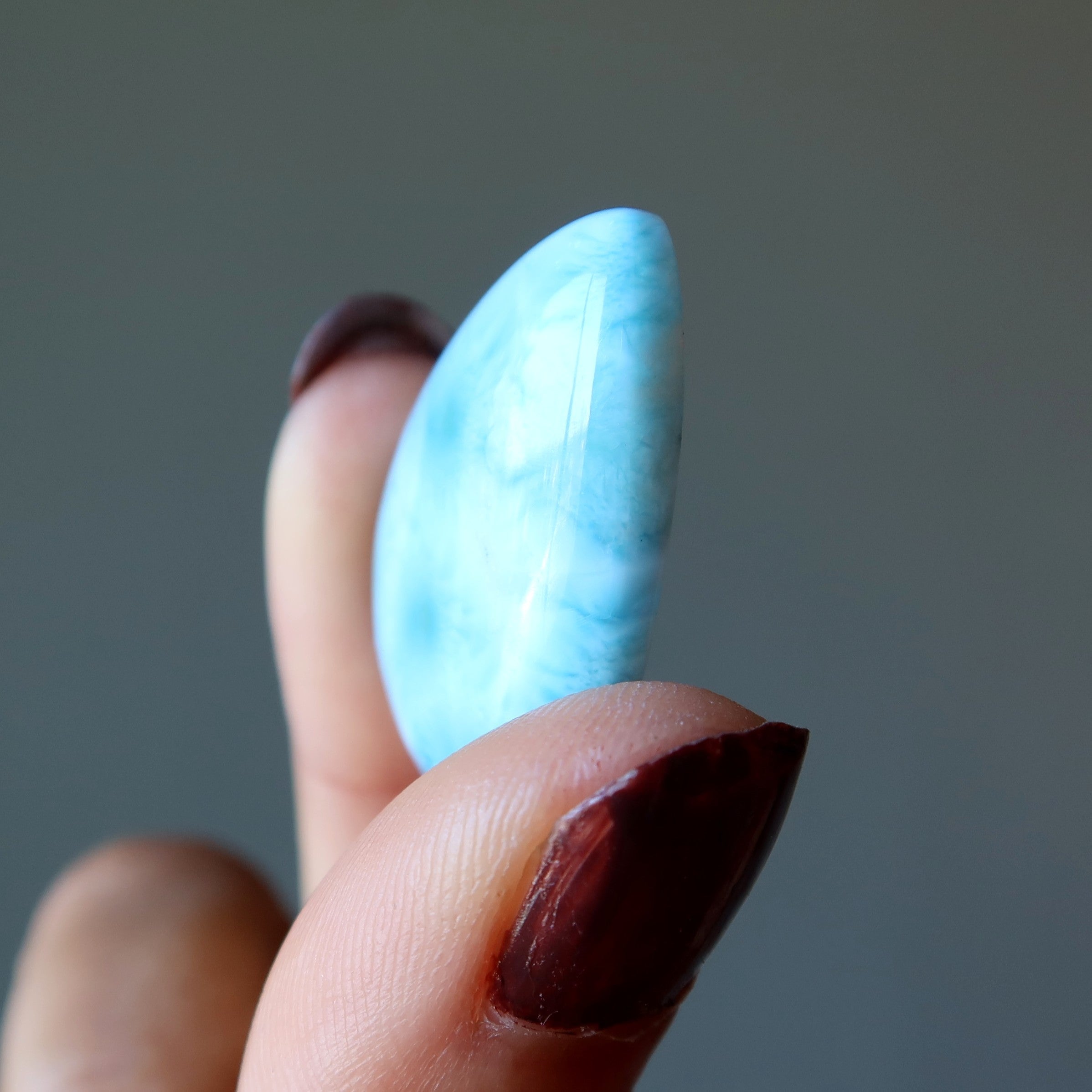 Larimar-Gitterkristall Blauer Tropfen Spirituelle Anordnung Edelstein