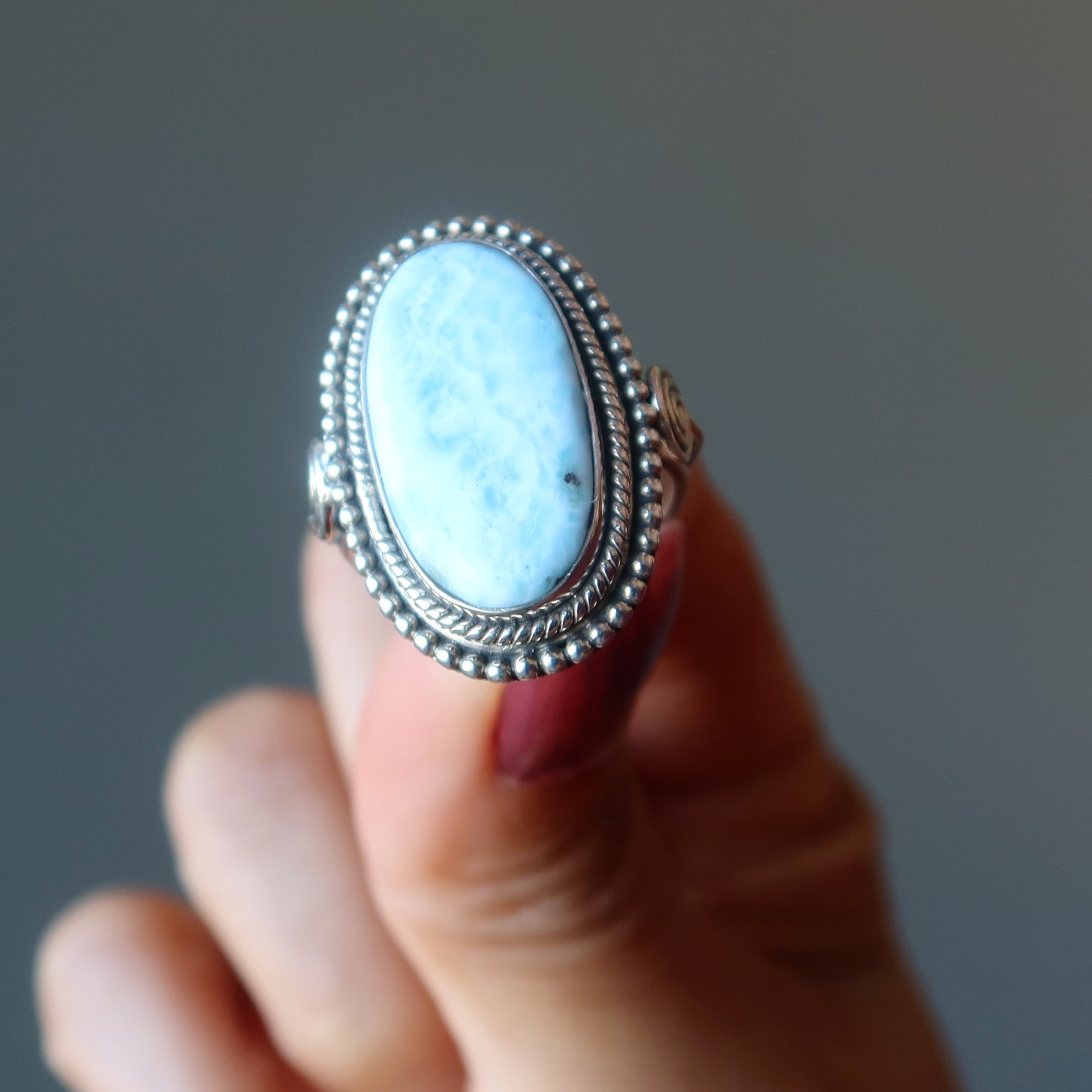 Larimar-Ring „Spiegel der Wolken“ aus Sterlingsilber, Größe 6,5