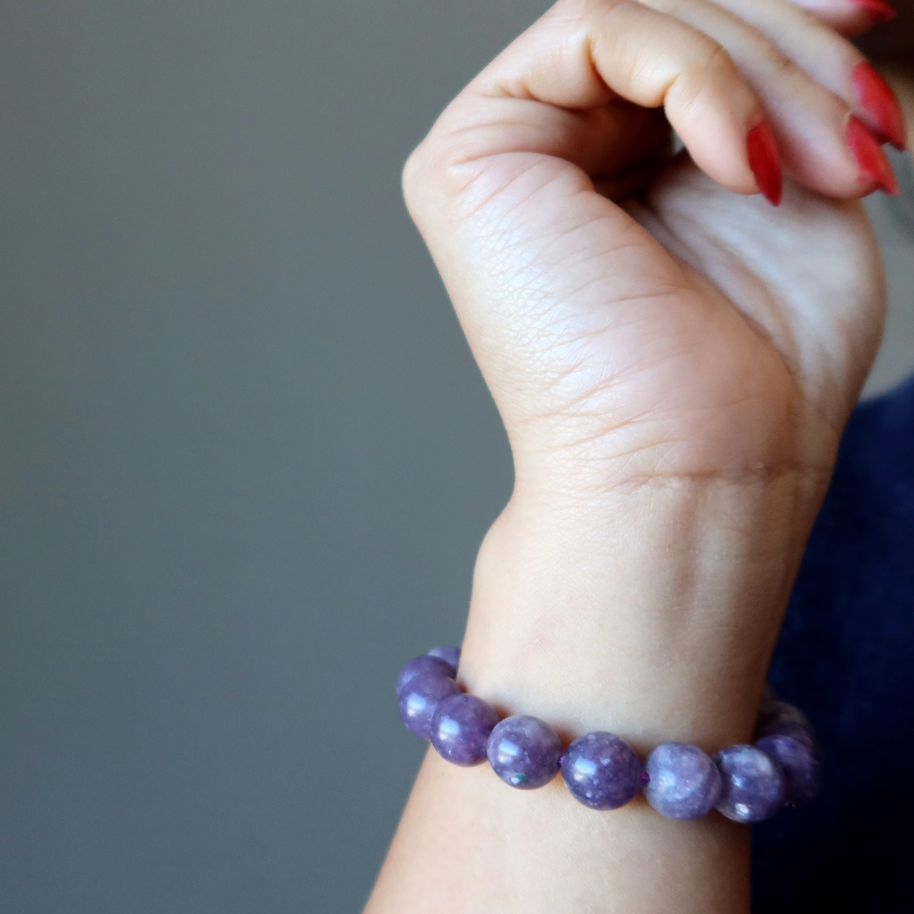 Bracelet Lépidolite Perles Spirituelles Violettes Étincelantes