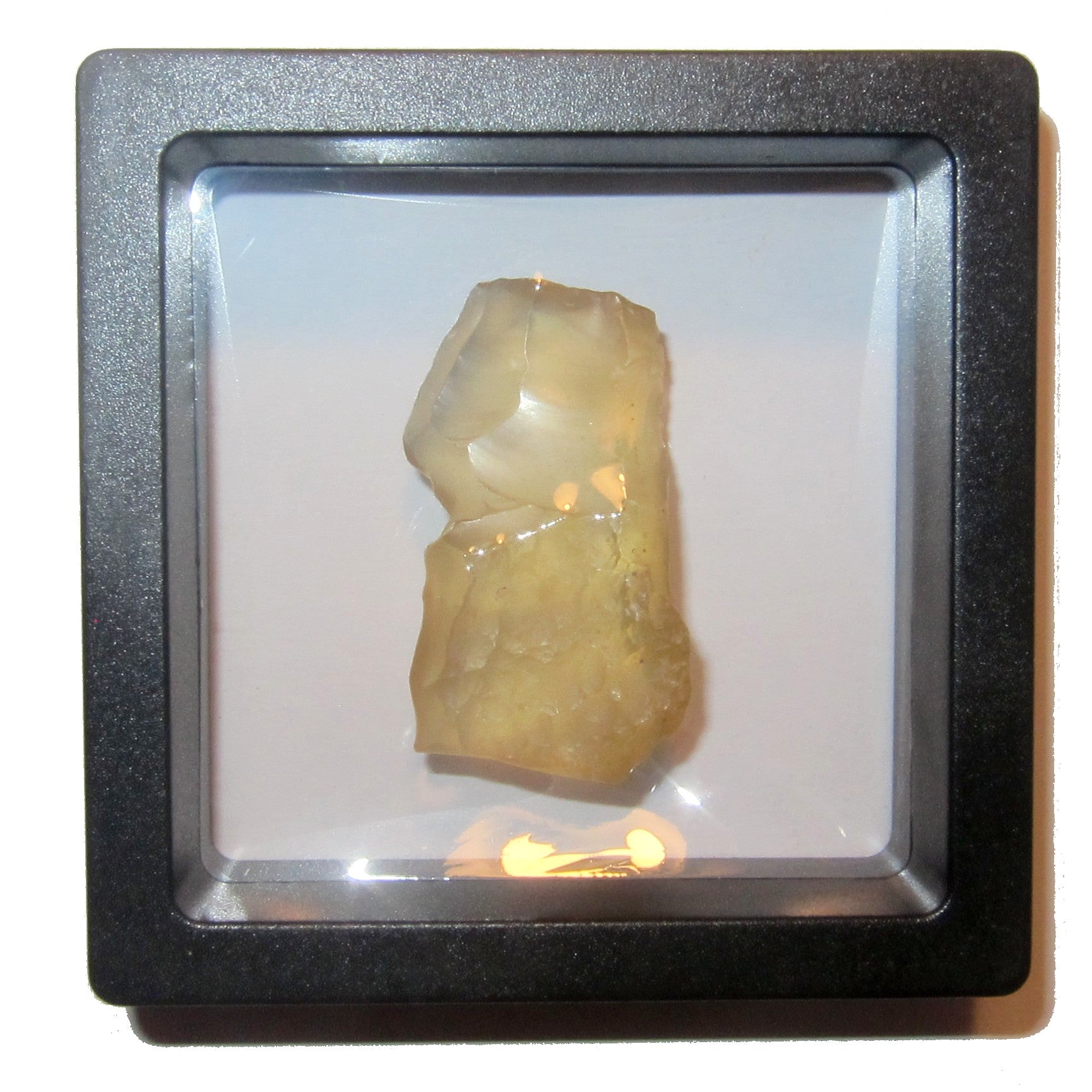 Display Case Black Floating Suspension for Gem and Jewelry