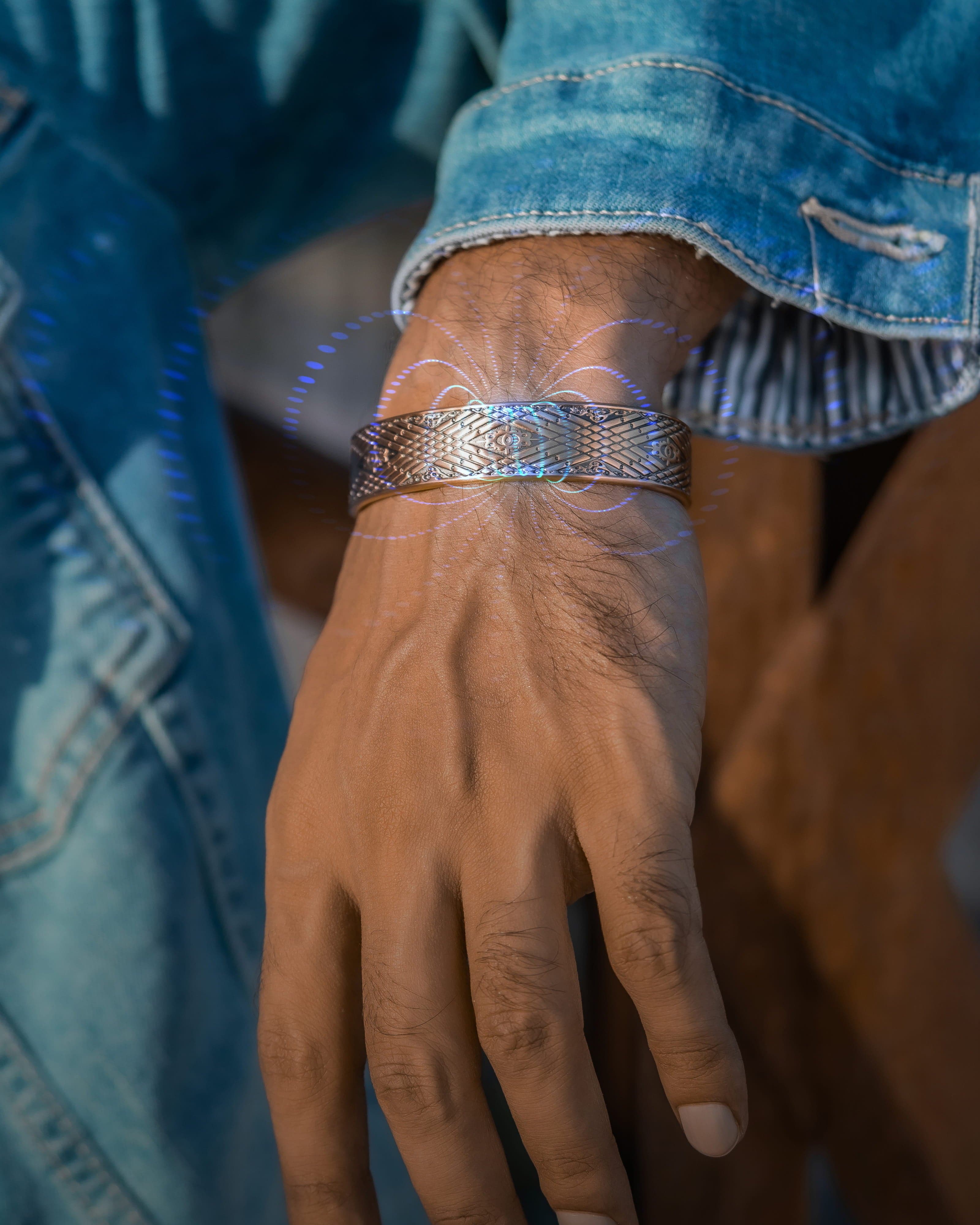 Geprägter keltischer Nebel Magnetisches Kupferarmband Manschette für Herren
