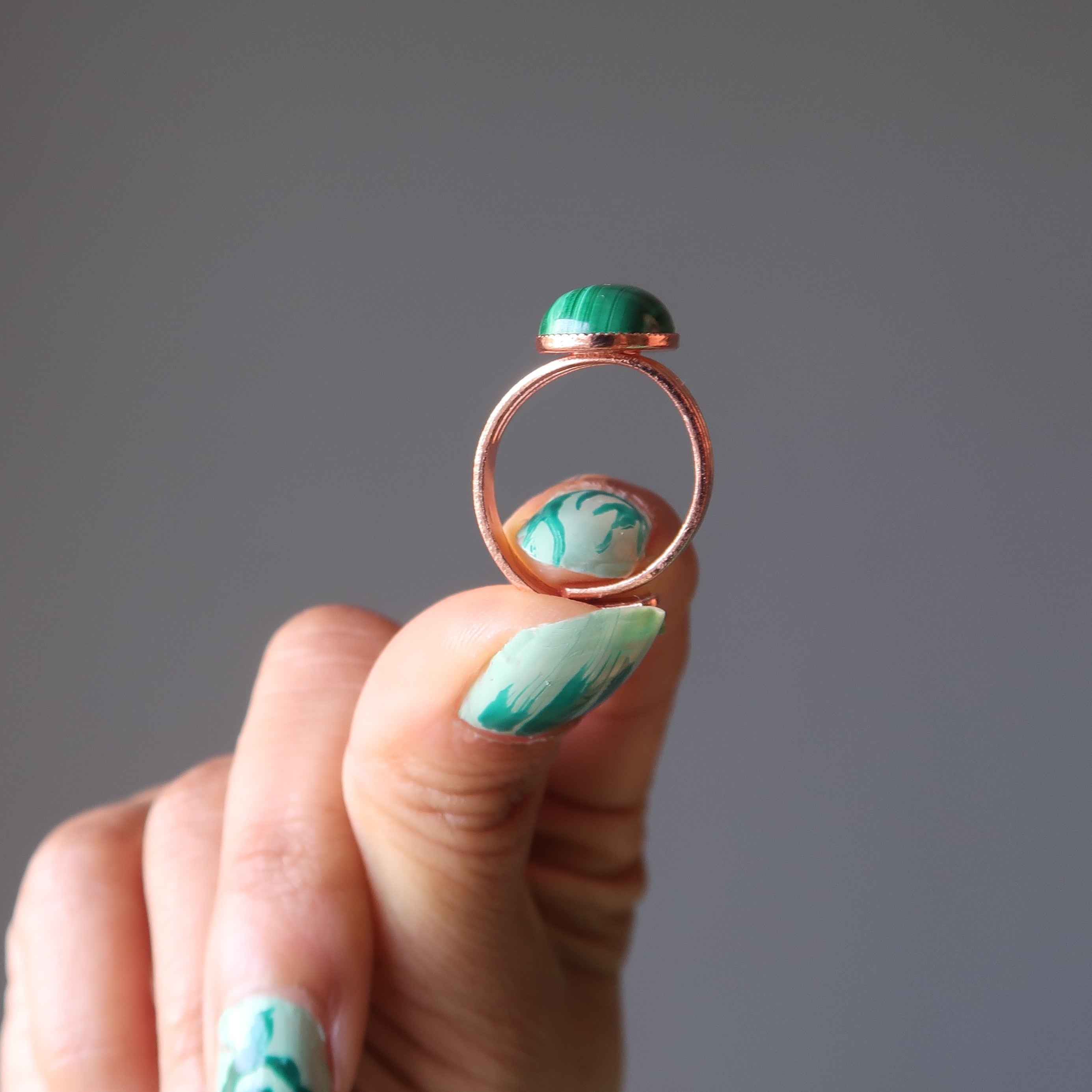 Bague en Malachite Pierre d'Amour Réglable en Cuivre