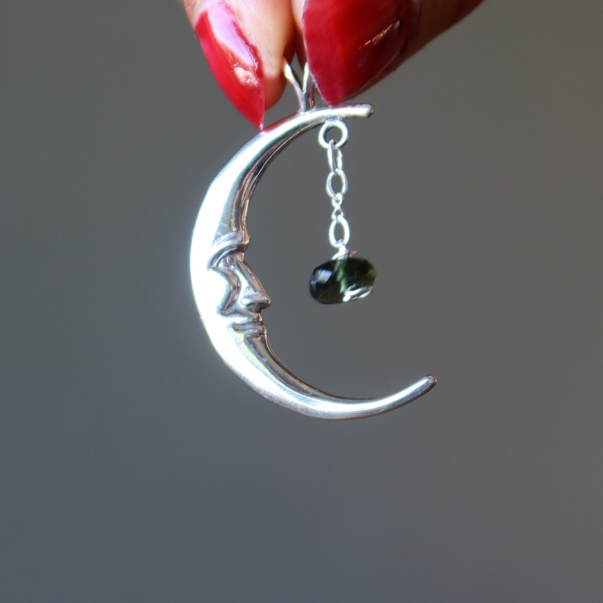 Pendentif en Moldavite Étoile Scintillante et Lune en Argent Sterling