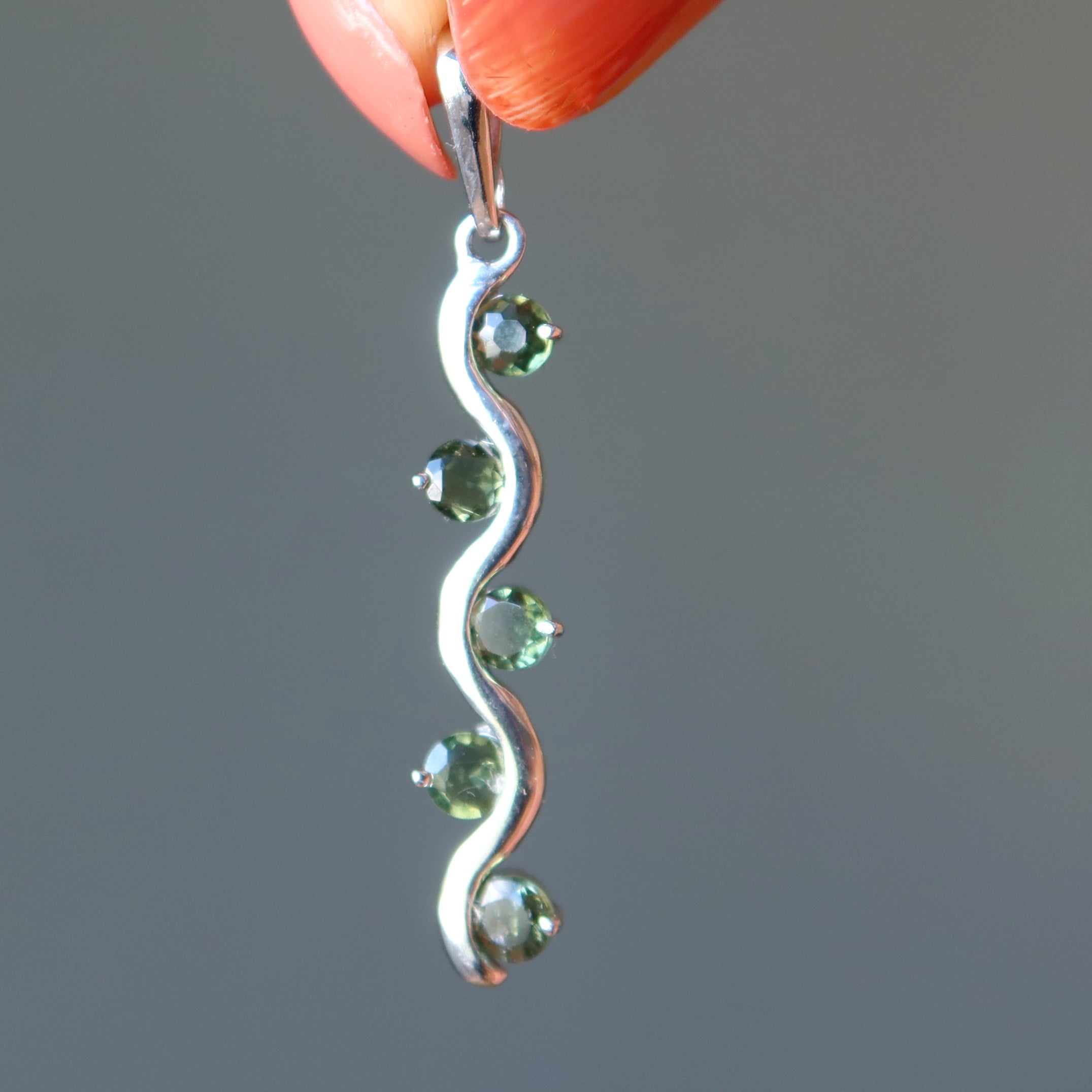 Moldavit-Anhänger Sternbild Leier Sterlingsilber
