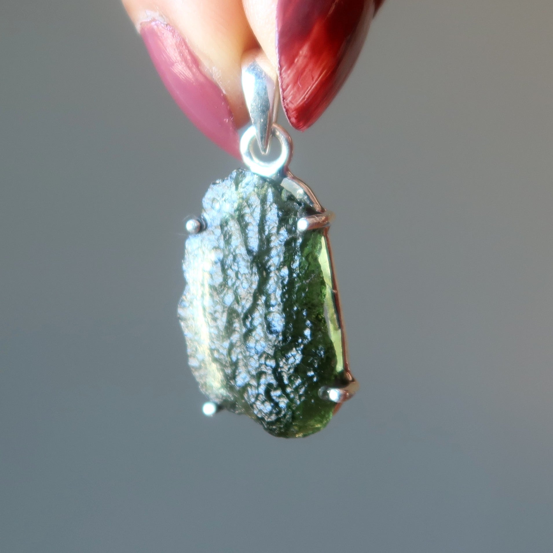 Moldavit Anhänger Mini Monster Manifestation Sterling