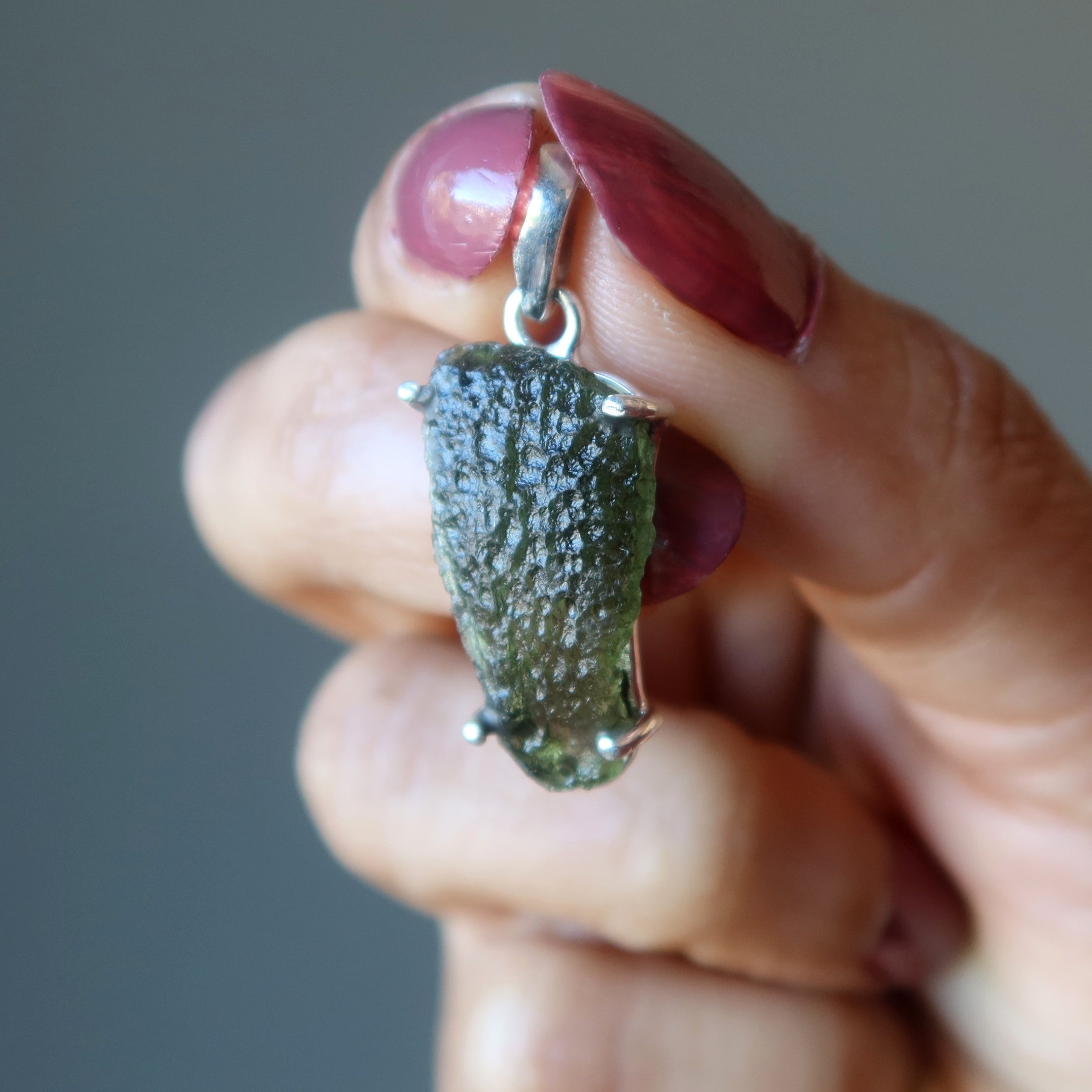 Moldavit Anhänger Mini Monster Manifestation Sterling