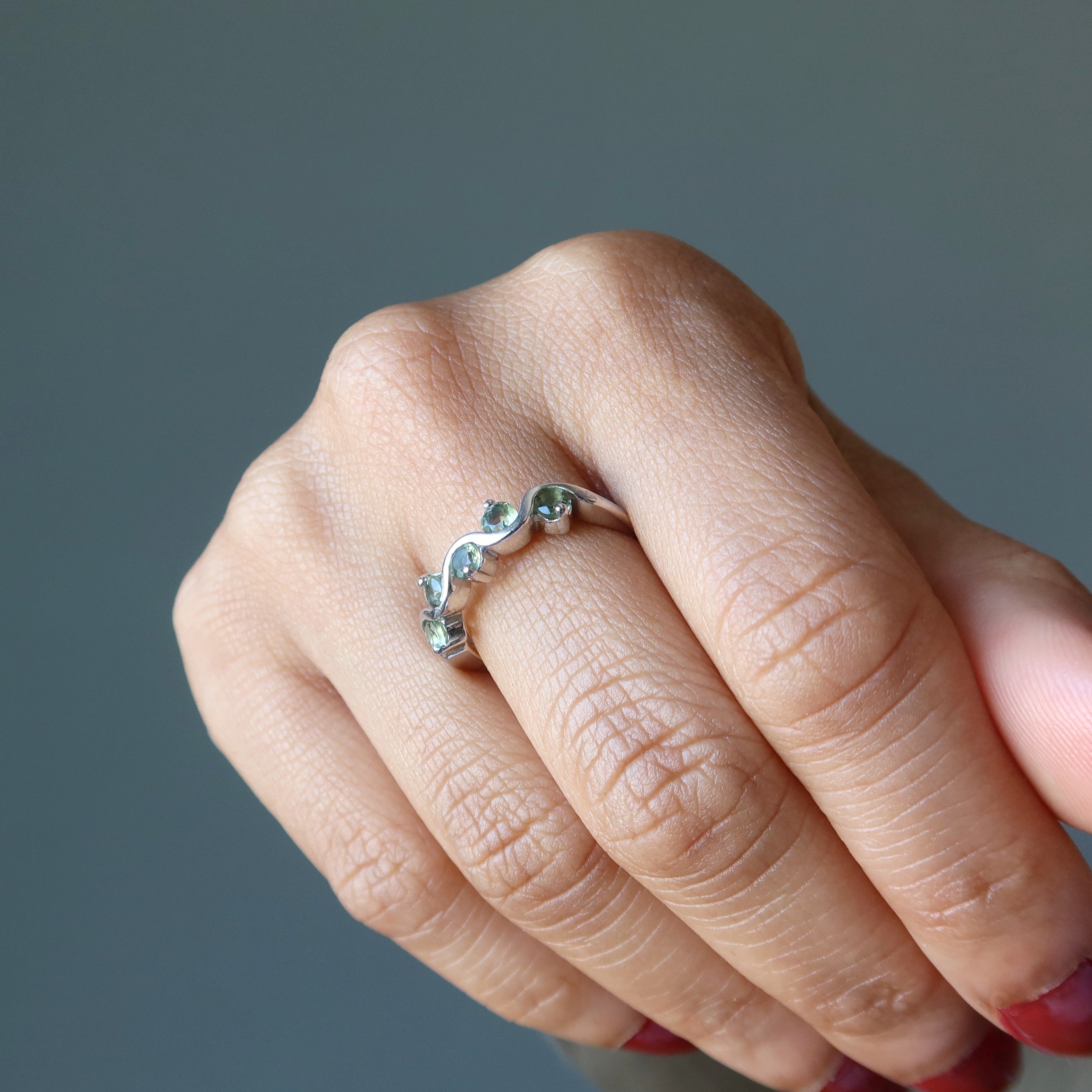 Moldavit-Ring Sternbild Leier Sterlingsilber